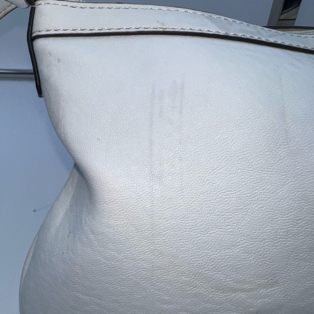 Guess Guess Studded White Studded Crossbody (please look at pics and description) Size ONE SIZE - 9 Thumbnail