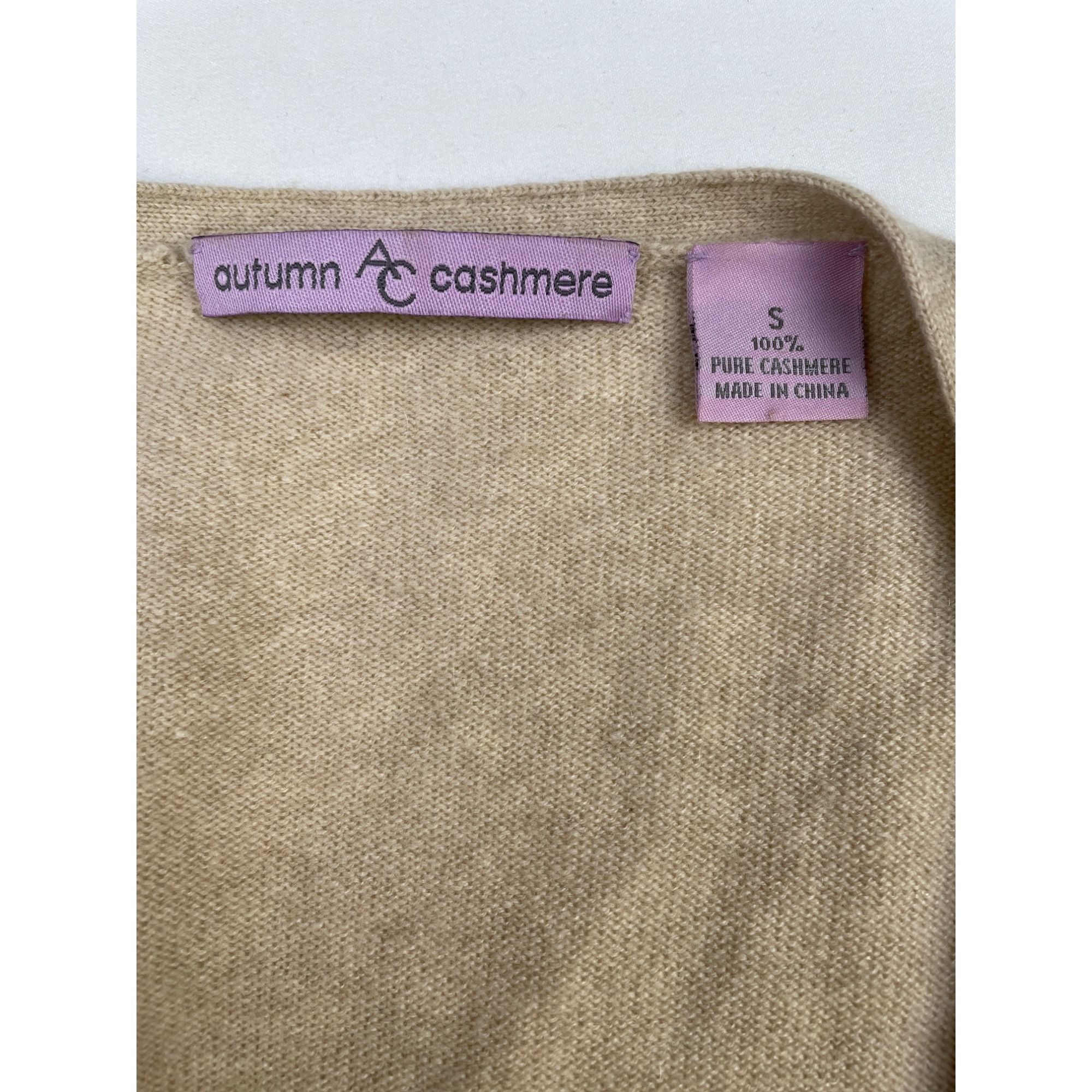 Autumn Cashmere Autumn Cashmere Cardigan 100% Cashmere Beige Long Sleeve/Swe Size S / US 4 / IT 40 - 3 Thumbnail