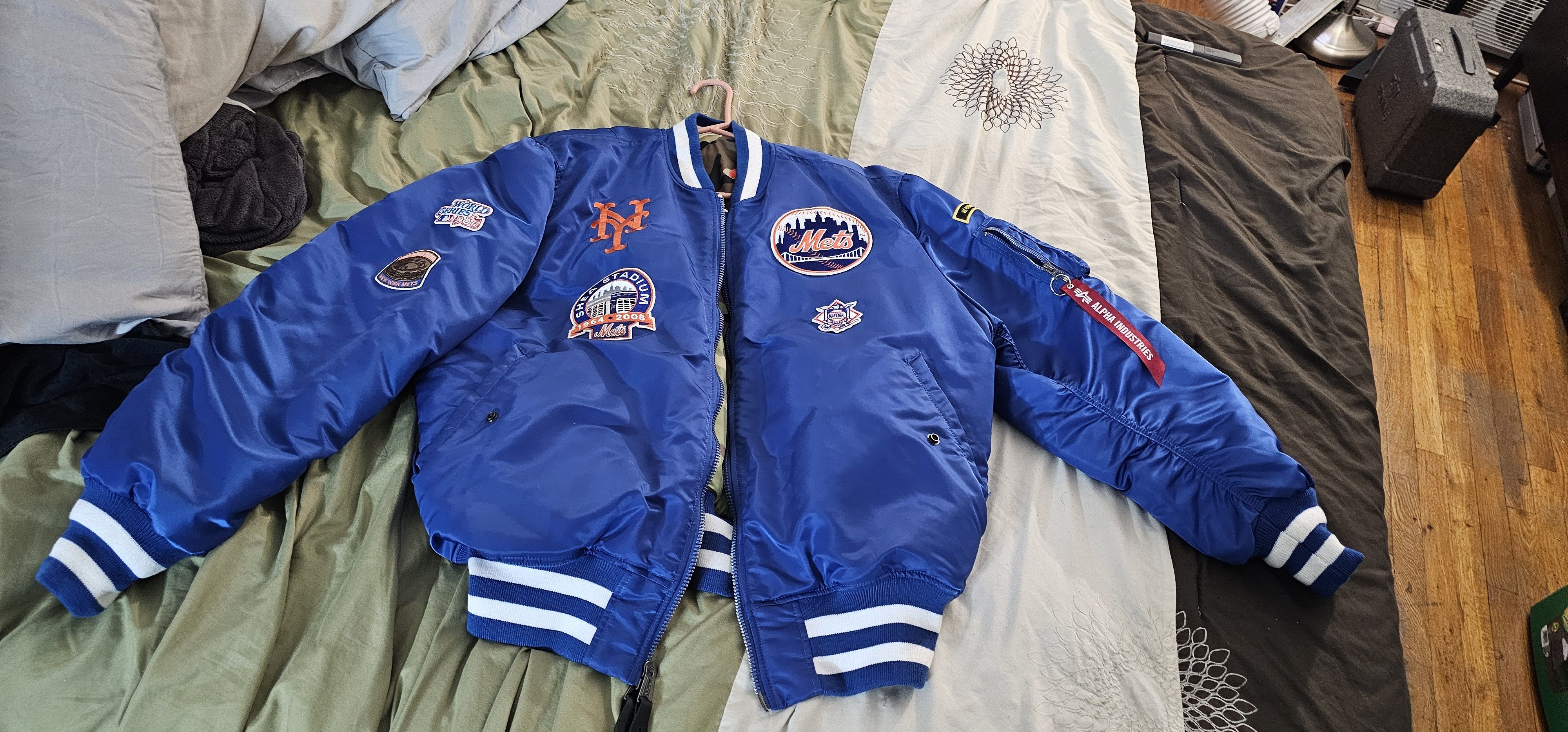 Alpha Industries Mets reversable Camo all patches Bomber Jacket Size US XXL / EU 58 / 5 - 2 Thumbnail