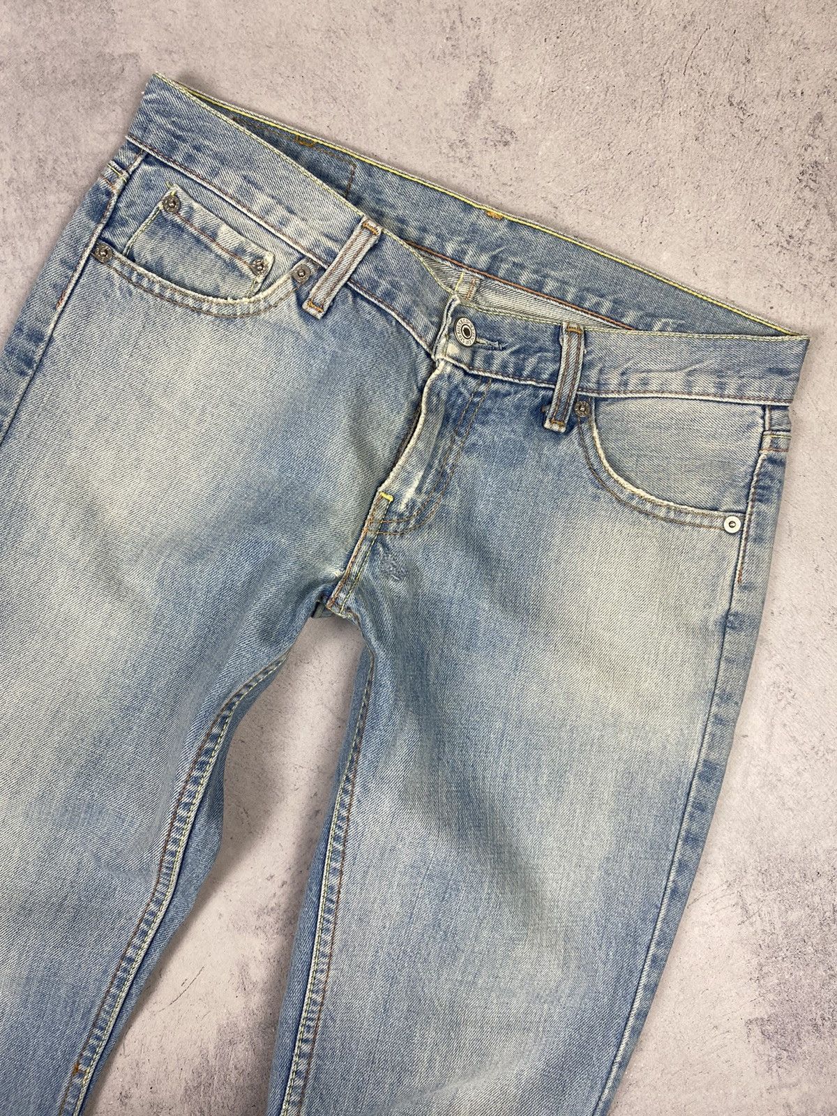Designer × Levi's × Vintage Vintage 00s Levis 757 Wash Denim Jeans Y2K size 29 x 30 Size US 29 - 7 Thumbnail