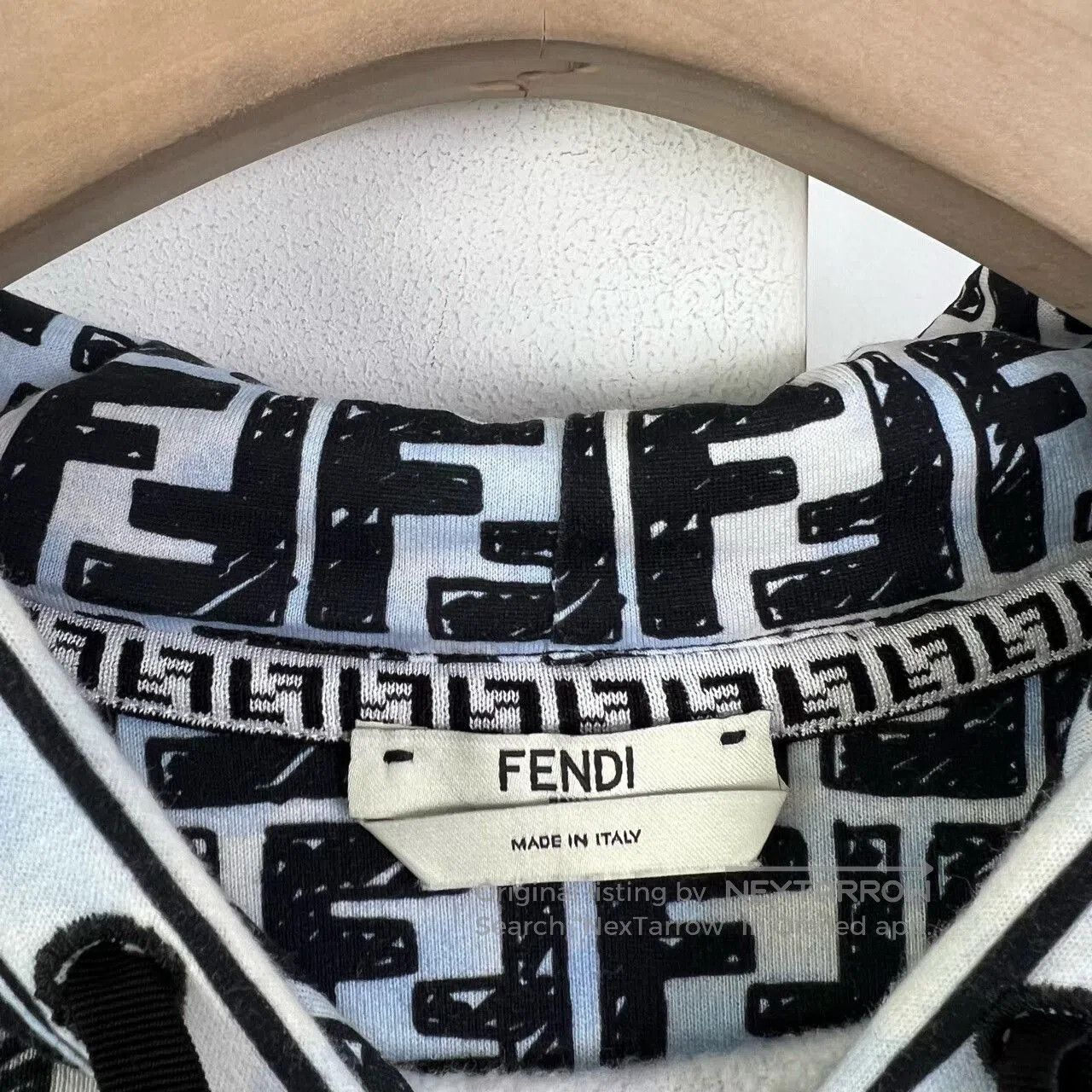 Fendi fendi logo print hoodie in black and blue. Size US S / EU 44-46 / 1 - 3 Thumbnail