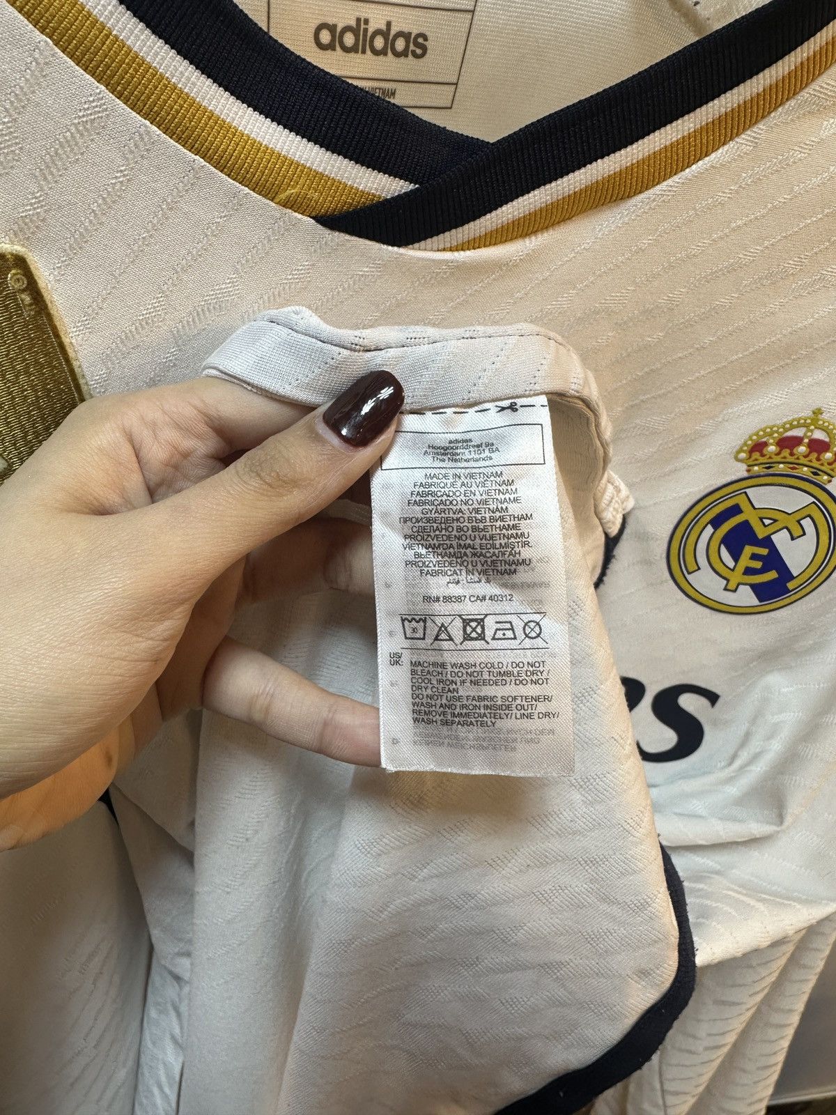 Adidas 2023-2024 RealMadridLongSleevesHomeKitPlayerVersionBECKHAM23 Size US XXL / EU 58 / 5 - 4 Thumbnail