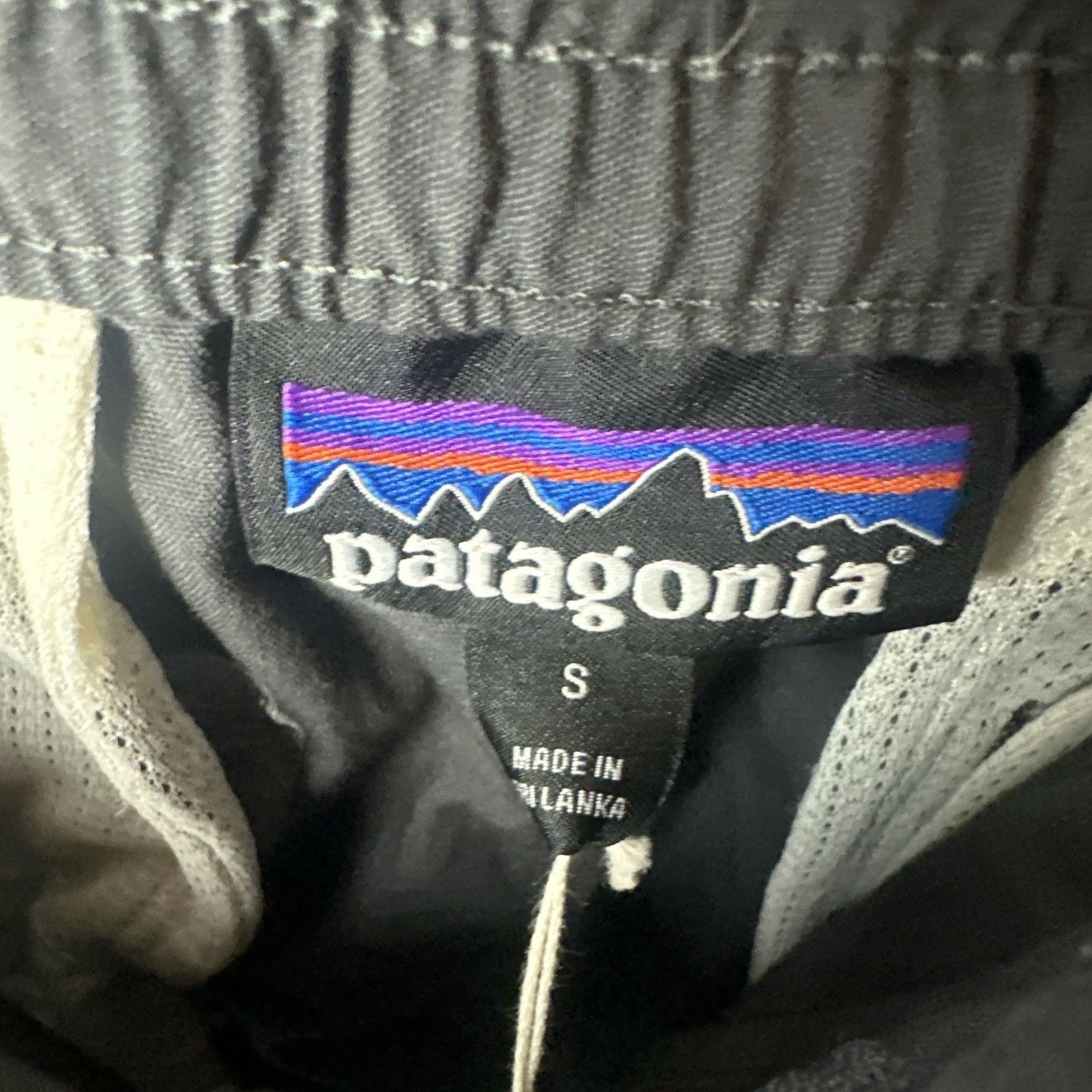 Patagonia NEW Men's Patagonia Nomader Dark Grey Volley Shorts Size US 34 / EU 50 - 5 Thumbnail