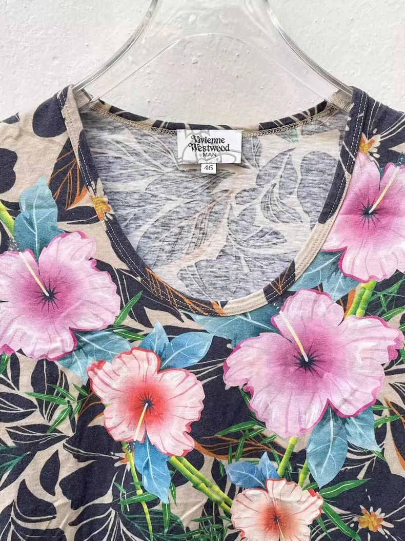 Vivienne Westwood Vivienne Westwood Hibiscus mid-sleeve T-shirt Size M / US 6-8 / IT 42-44 - 2 Thumbnail