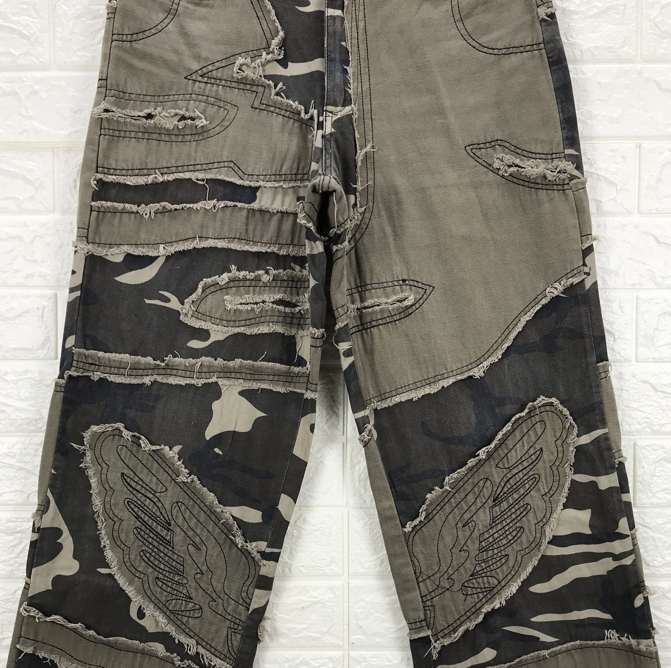 Japanese Brand Vintage Camo Hybrid Rebuilt Design Wide Leg Baggy Pants Size US 32 / EU 48 - 3 Thumbnail