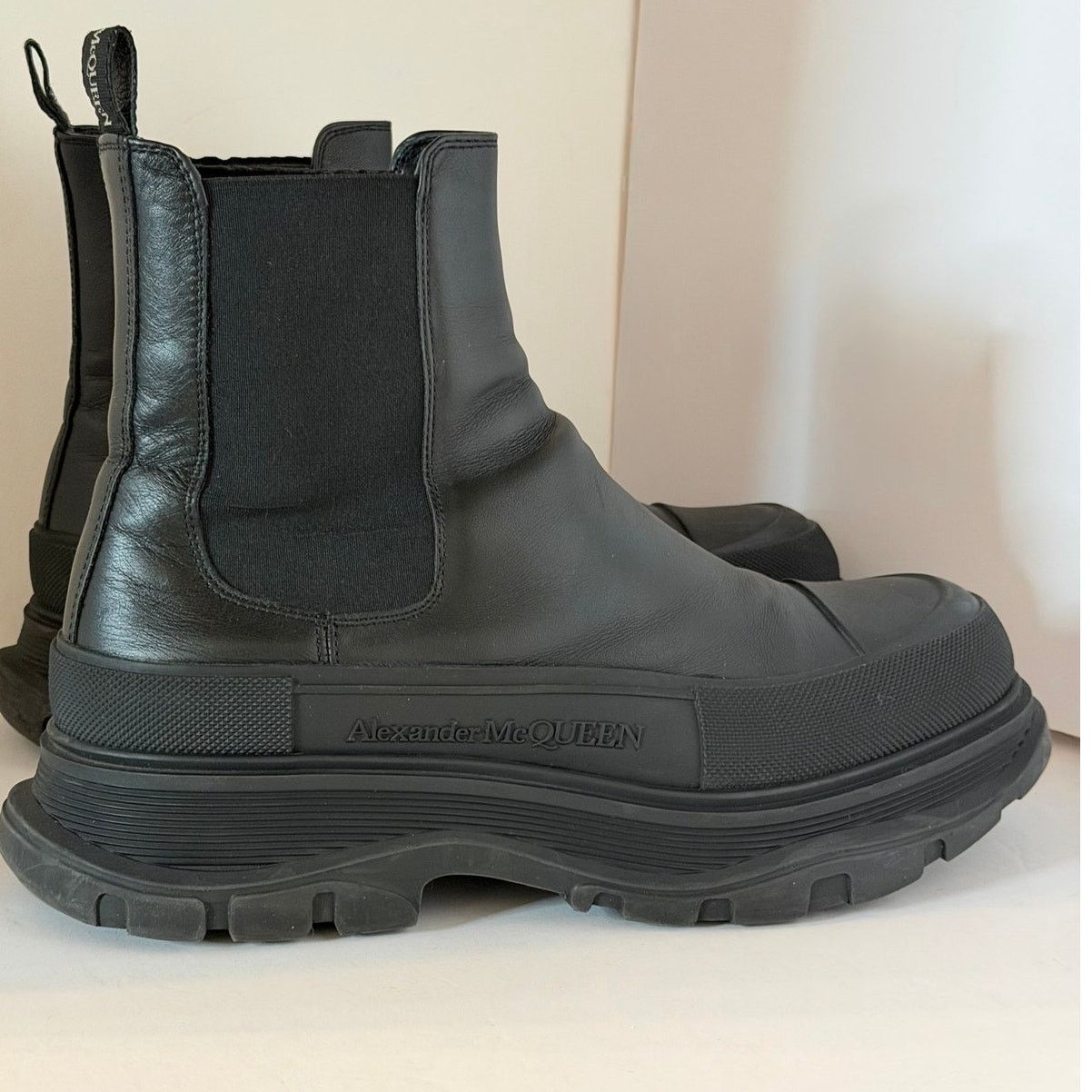 Alexander McQueen Tread Slick Chelsea Boots IT 44 Leather Triple Black Size US 11 / EU 44 - 4 Thumbnail