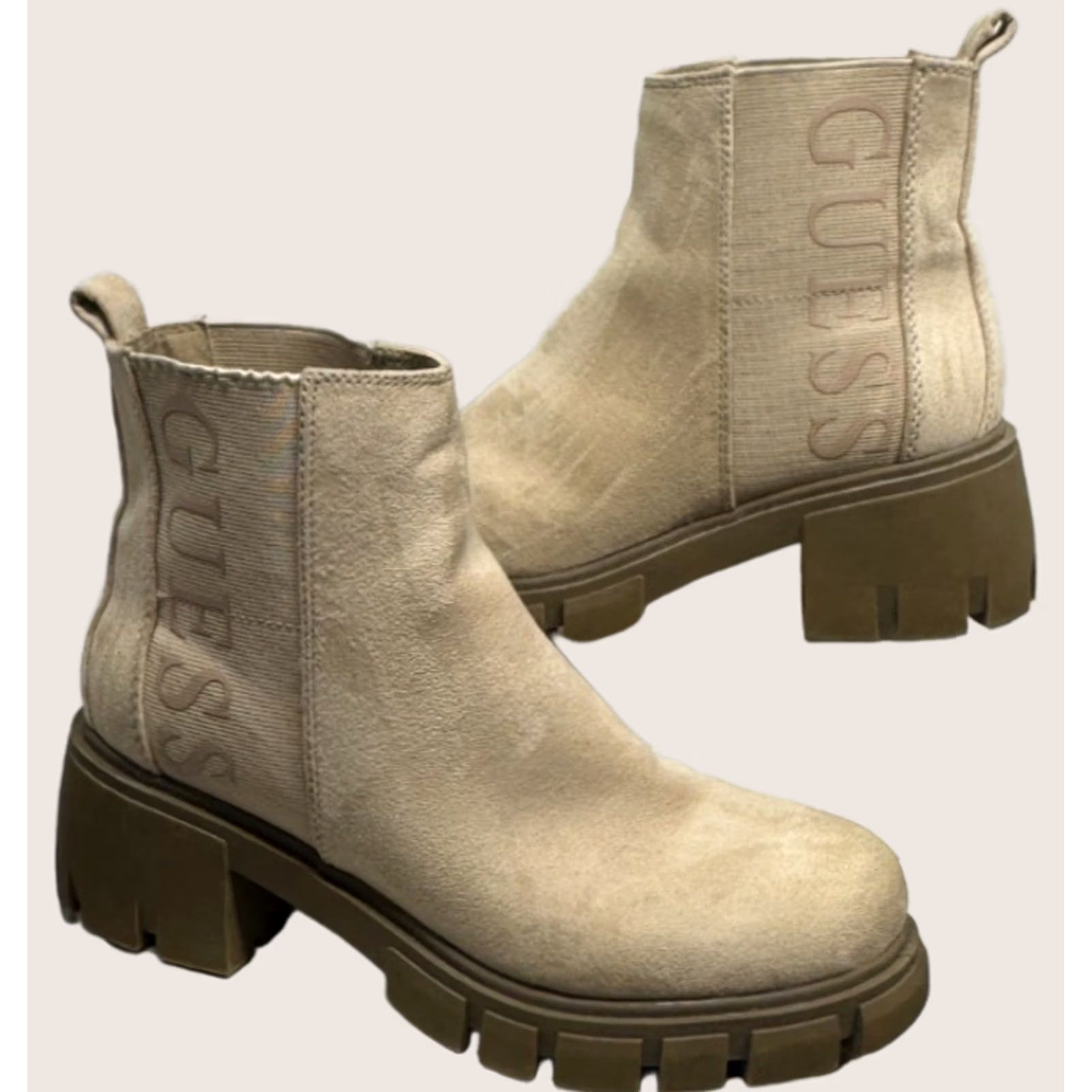 Guess Guess Chelsea Boots Suede Booties Pull On 2.5" Lug Soles Light Beige Womens 6.5 Size US 7 / IT 37 - 1 Thumbnail