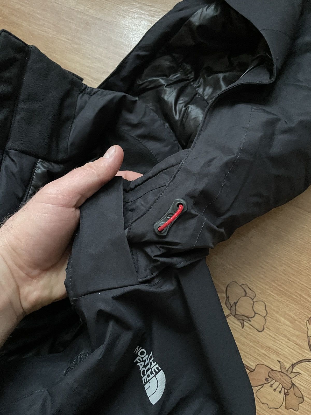 The North Face Women’s The North Face Summit Series HyVe Alpha Black Jacket Size S / US 4 / IT 40 - 15 Thumbnail