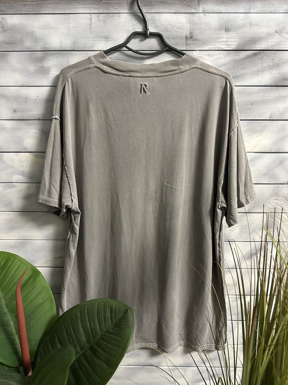 Represent Clo. Rare T-Shirt Represent Inside out Oversize L Made In Portuga Size US L / EU 52-54 / 3 - 5 Thumbnail