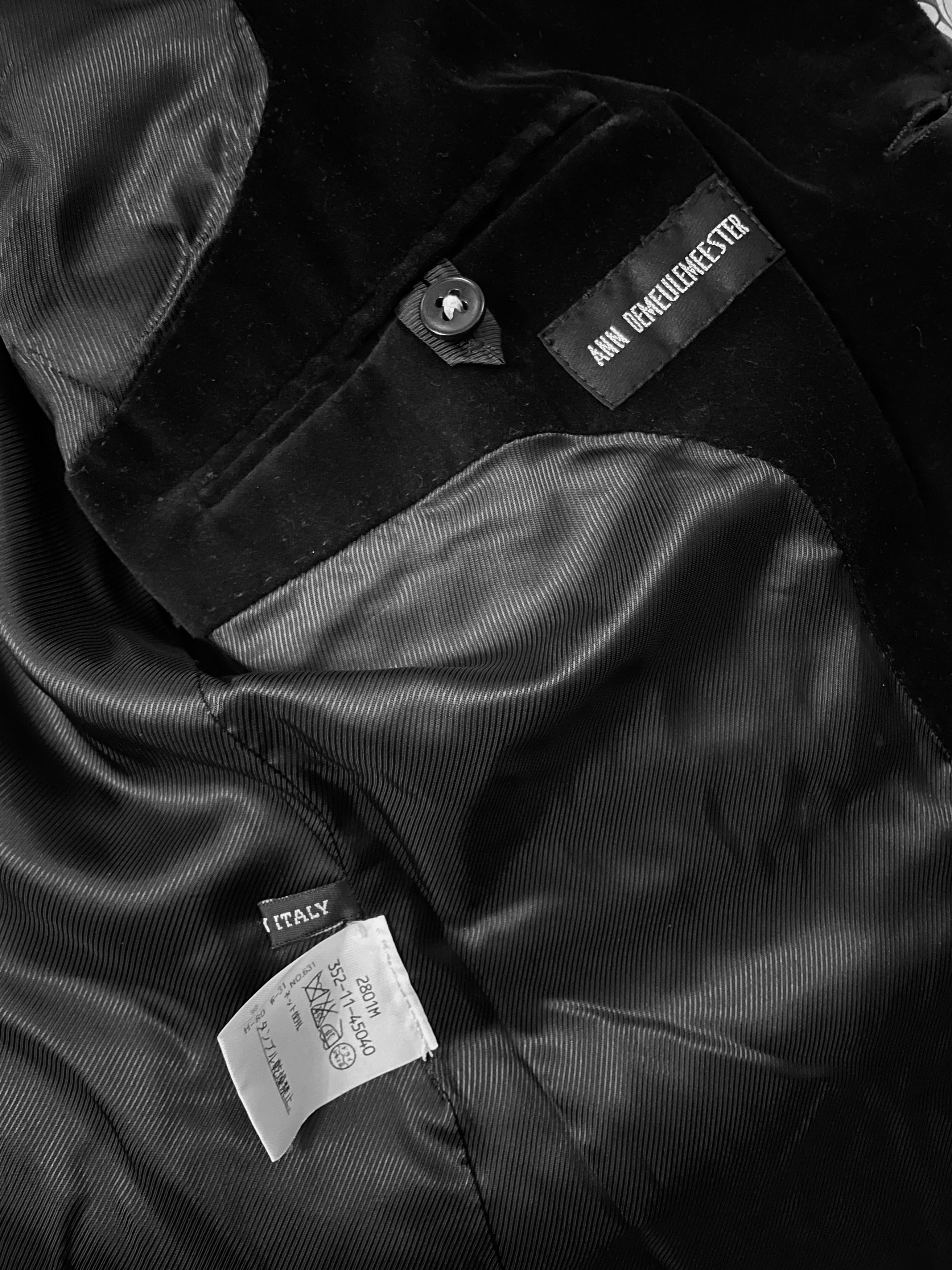 Ann Demeulemeester F/W06 Look 19 Velvet Jacket Size 46R - 5 Thumbnail