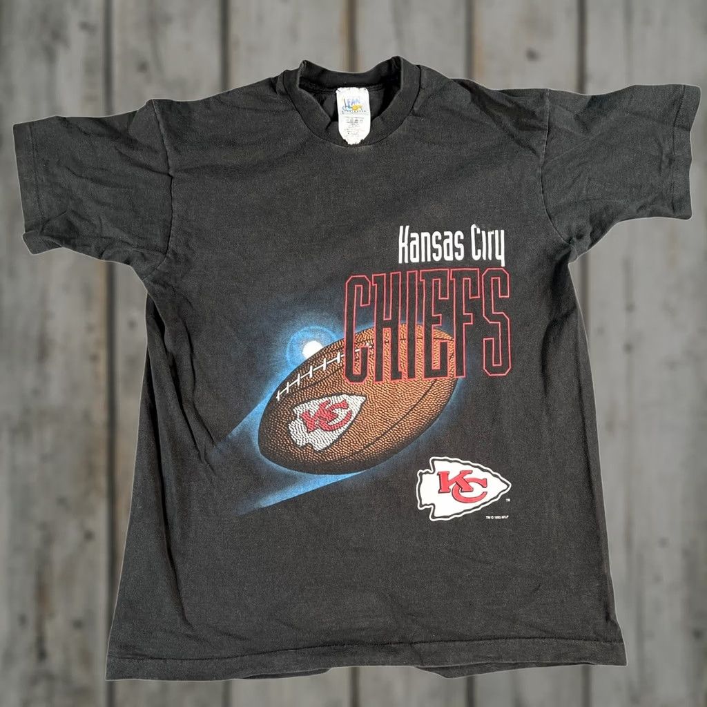 Logo 7 VINTAGE Kansas City Chiefs T-Shirt Mens L Black 1995 Single Stitch 90s Logo Size US L / EU 52-54 / 3 - 1 Thumbnail