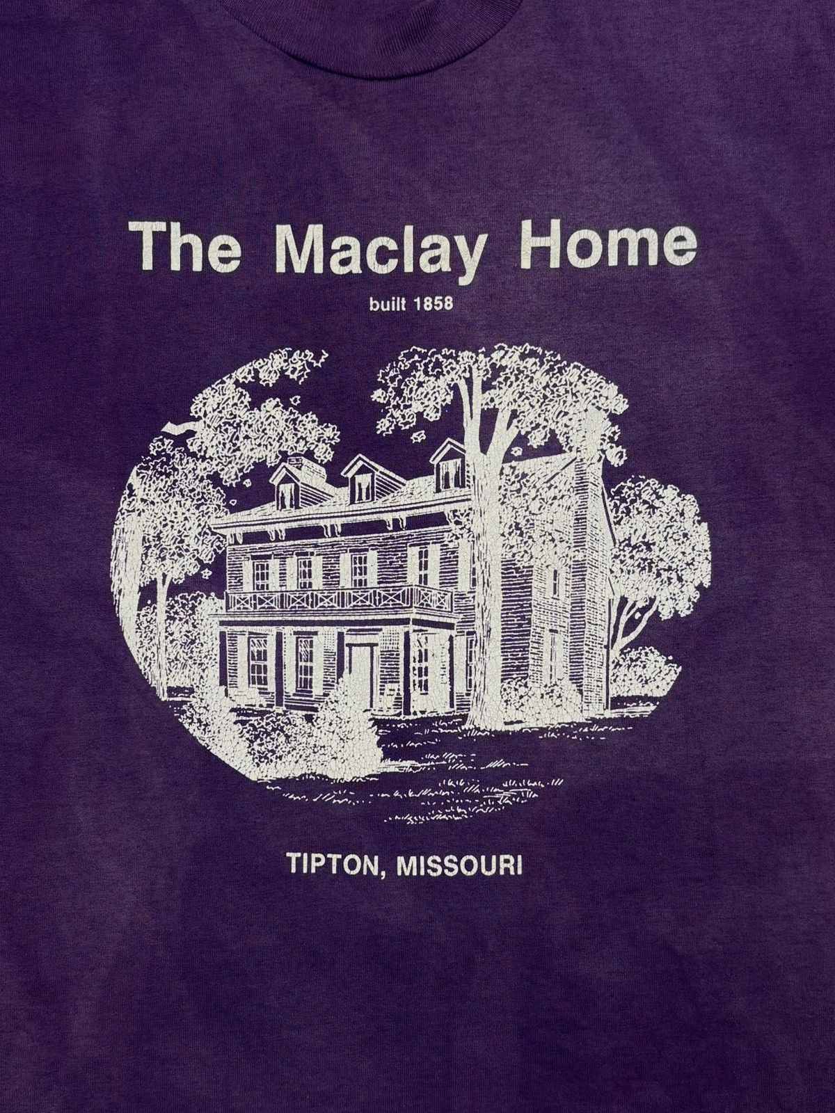 Vintage Vintage 1990s Fruit of the Loom “The Maclay Home” Tee Faded Size US M / EU 48-50 / 2 - 1 Thumbnail