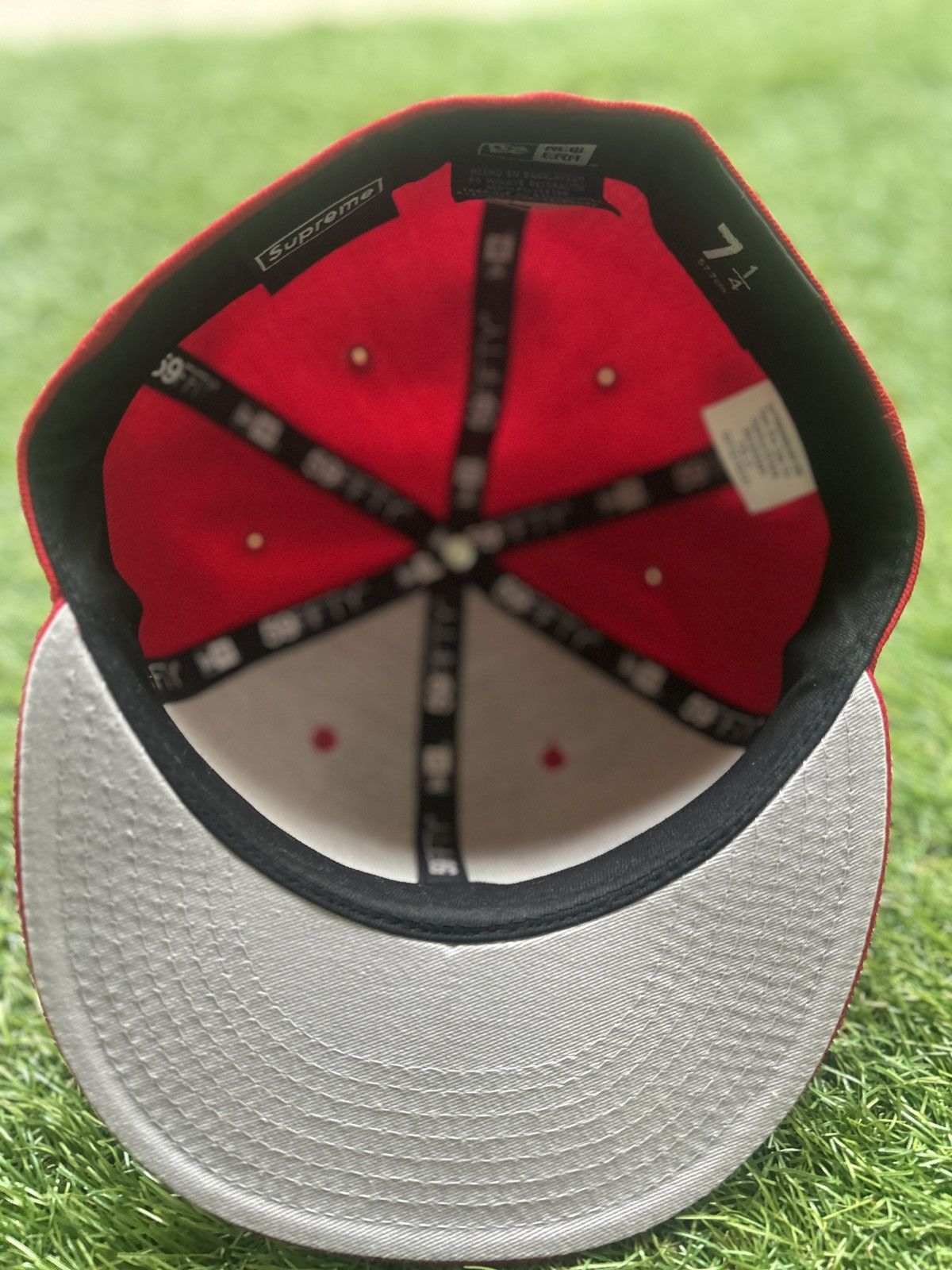 Supreme Title:Supreme x New Era Skull Box Logo Red Fitted Size ONE SIZE - 5 Thumbnail