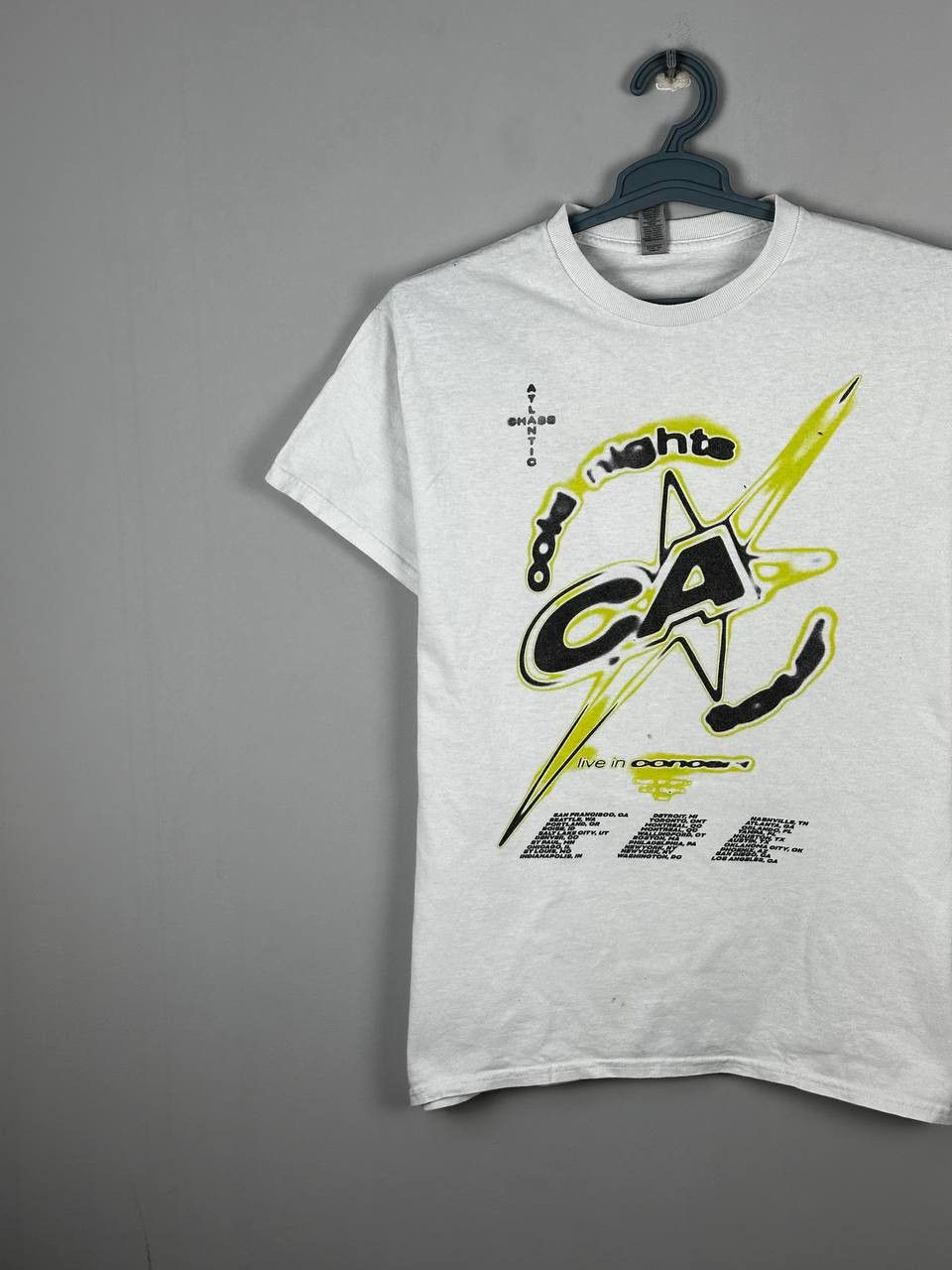 Band Tees Chase Atlantic Don’t Need Her Tour Promo T Shirt Size US M / EU 48-50 / 2 - 2 Thumbnail