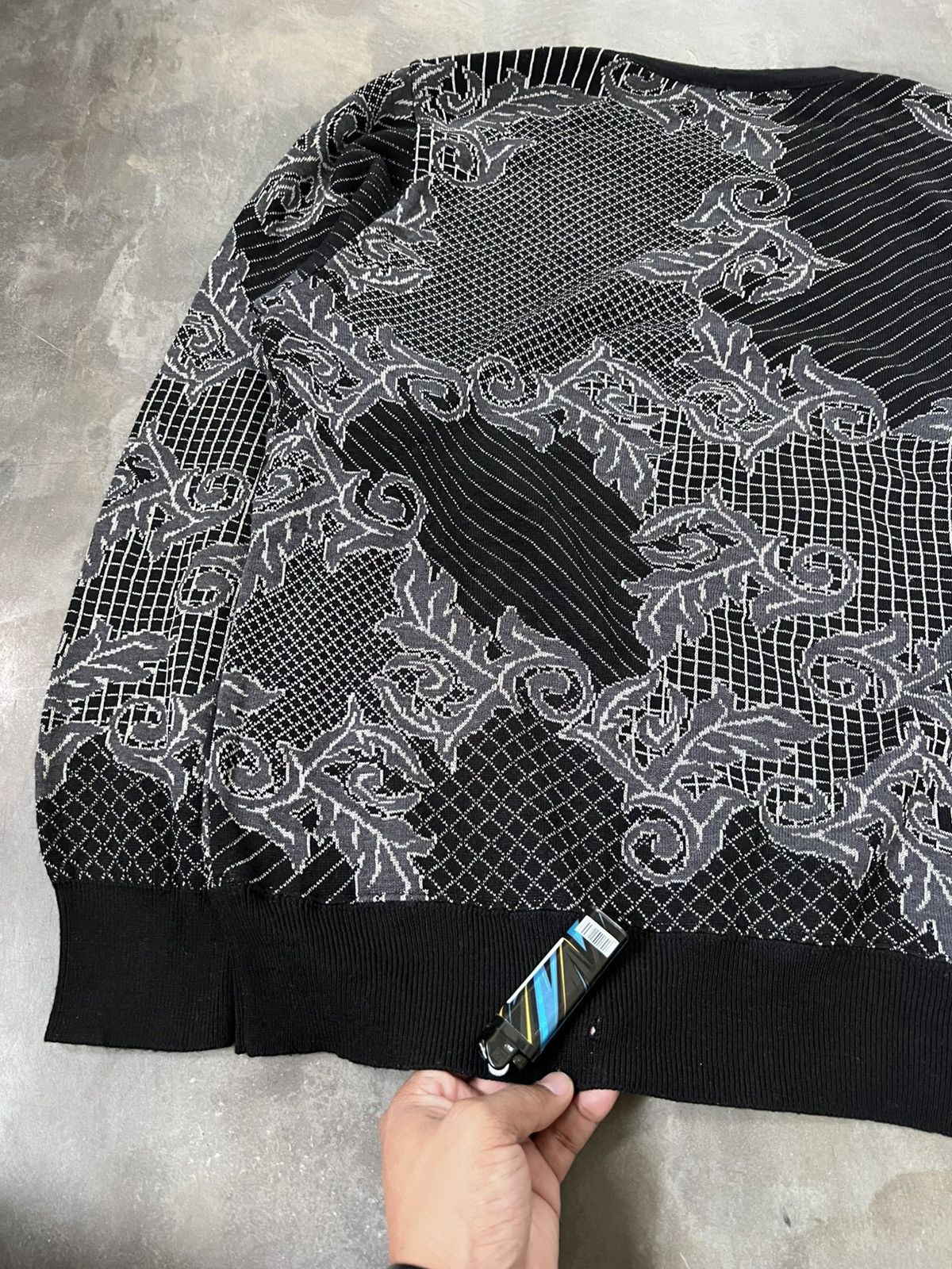 Versace Versace Motif Floral Knitwear Vintage Size US M / EU 48-50 / 2 - 11 Thumbnail