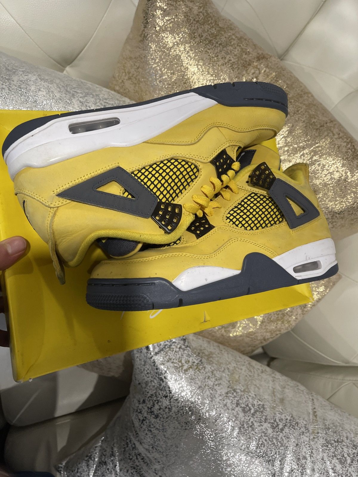 Nike Air Jordan 4 Retro 'Lightning' 2021 Size US 9.5 / EU 42-43 - 1 Thumbnail
