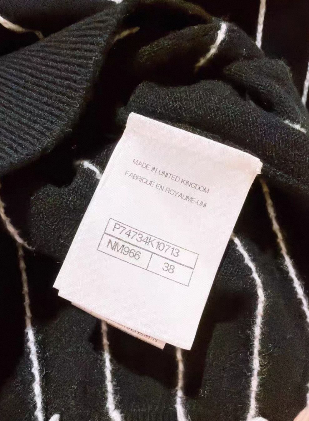 Chanel Chanel 2023 Black Stripe Cashmere Sweater. Size XS / US 0-2 / IT 36-38 - 8 Thumbnail
