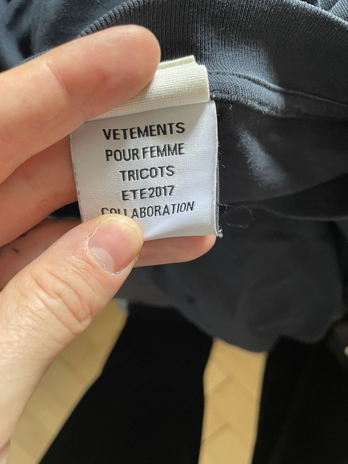 Champion × Vetements Vetements x champions archive cut out sweater Size S / US 4 / IT 40 - 8 Thumbnail