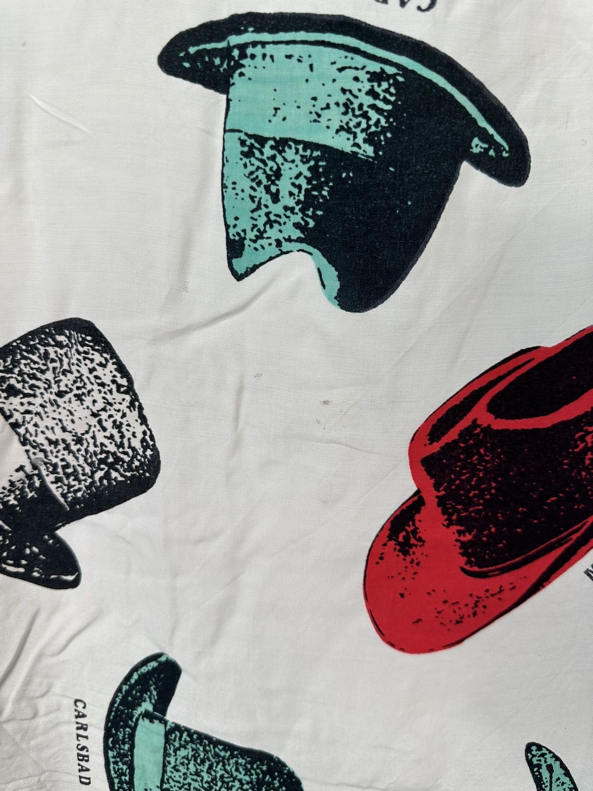 Moschino Vintage 90s Moschino Hats All Over Print Short Sleeve Shirt Size US M / EU 48-50 / 2 - 11 Thumbnail