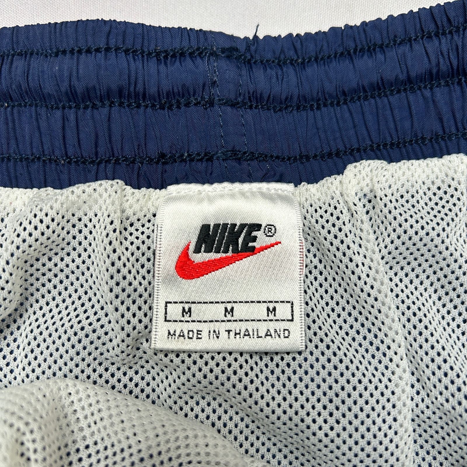 Nike × Vintage Vintage 90s Nike White Tag Big Swoosh 5" Shorts Men's M Size US 26 / EU 42 - 5 Thumbnail