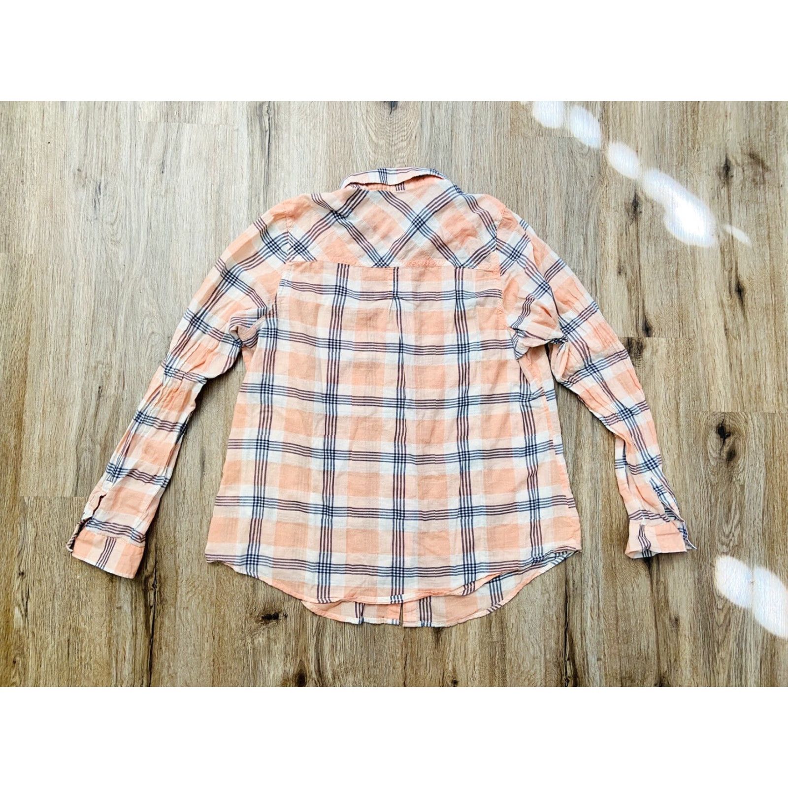 Vintage Maurices Button-Down Shirt Pink Plaid Front Pocket Women’s Size 0 Long Sleeve Adult Small Pink Plaid Mens? Wait. Size XS / US 0-2 / IT 36-38 - 6 Thumbnail