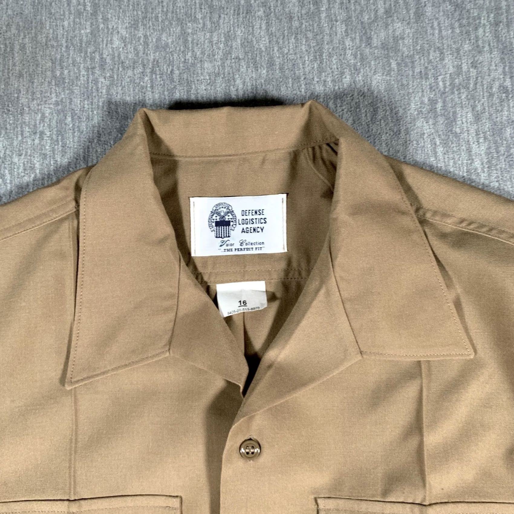 Vintage Defense Logistics Agency Shirt Mens 16 Khaki Quarter Sleeve Uniform Wool Blend Size US L / EU 52-54 / 3 - 5 Thumbnail