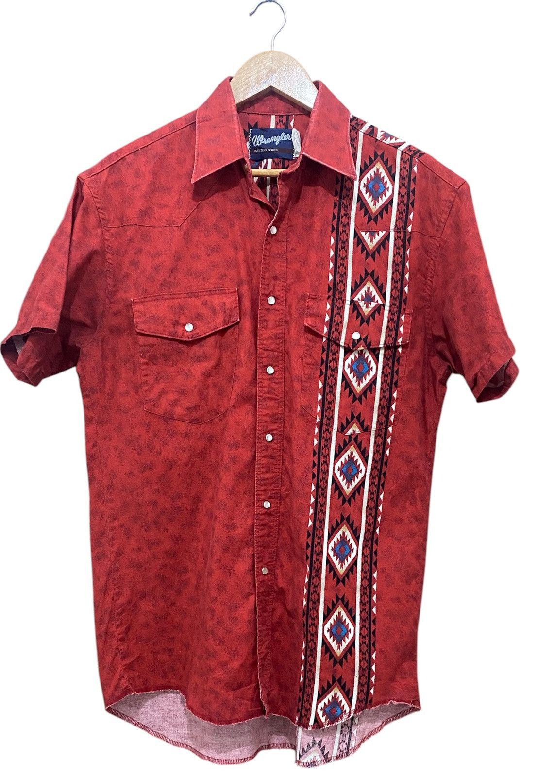 Cowboy Equipment × Vintage × Wrangler 🇺🇸 Vintage 90s Wrangler Western Shirt Navajo Design Made Usa Size US M / EU 48-50 / 2 - 1 Thumbnail