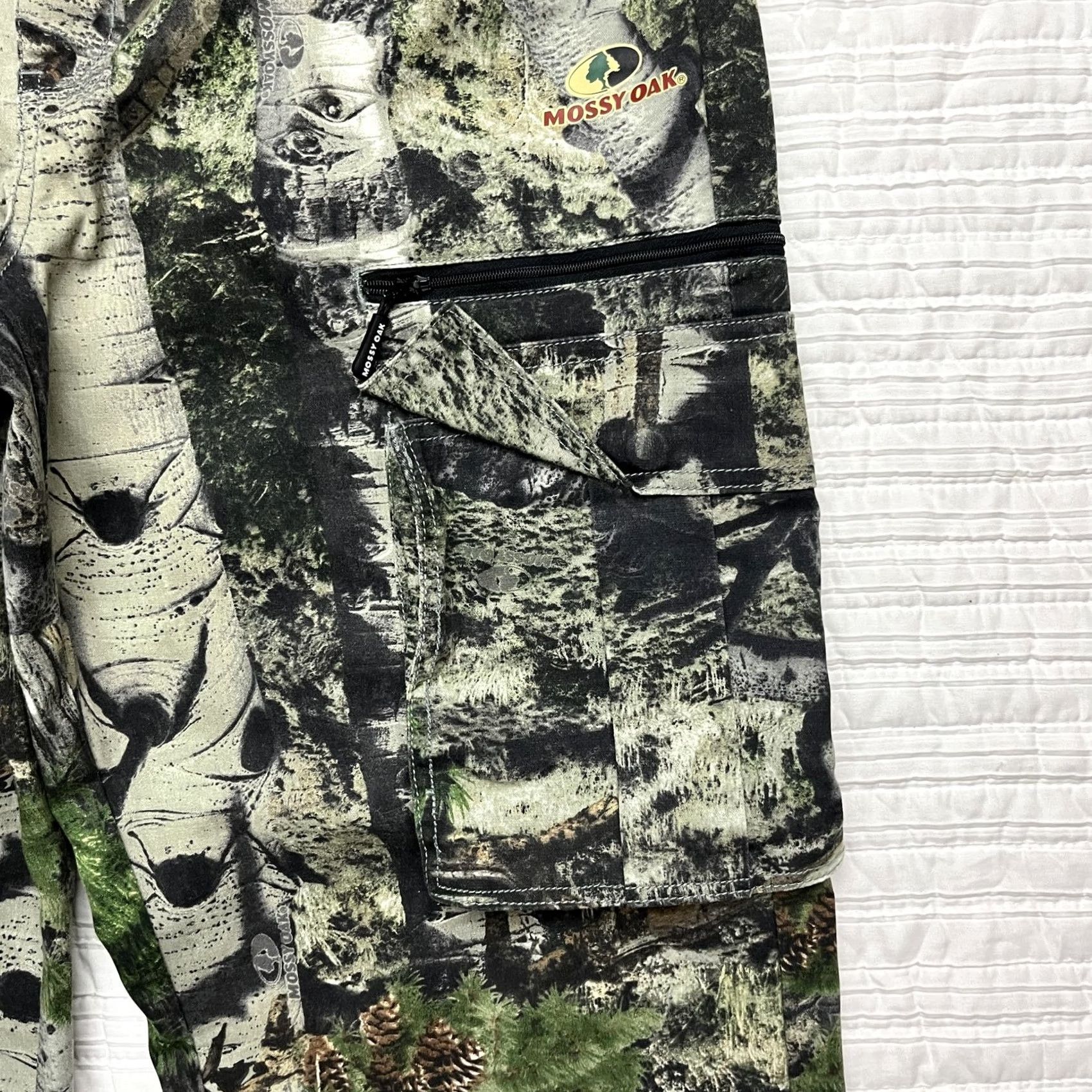 Vintage Mossy Oak Mens Cargo Pants Jeans 36x32 Camouflage Green Cotton Polyester Spandex Front Flat Cargo Pockets Regular Inseam 32" Mossy Oak Size US 33 - 5 Thumbnail