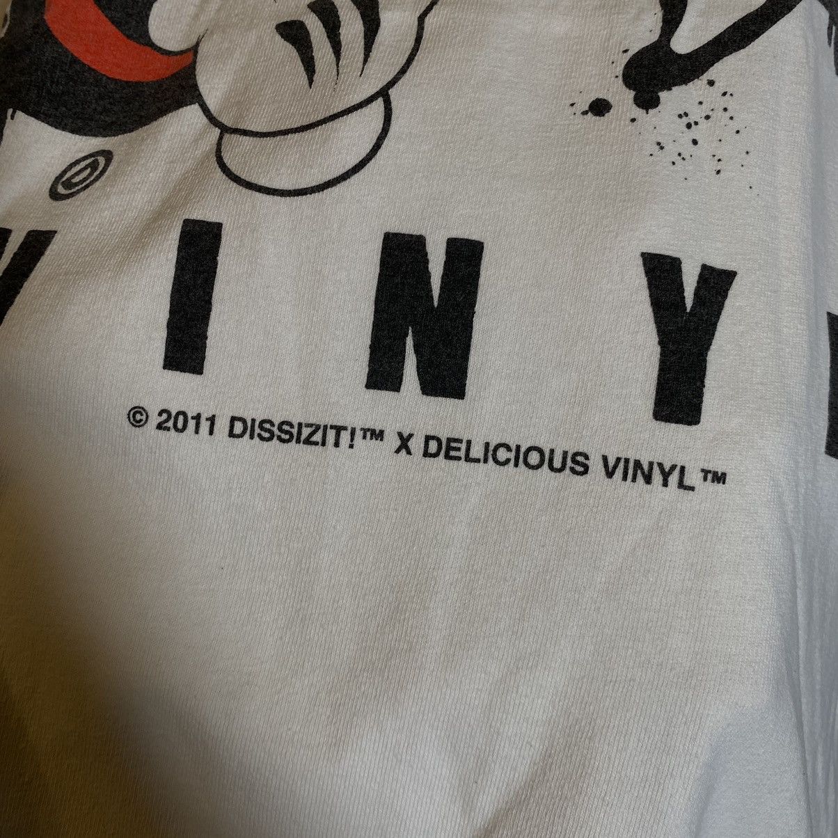 Dissizit VINTAGE DISSIZIT X DELICIOUS VINYL T-SHIRT NERVOUS RECORD Size US M / EU 48-50 / 2 - 5 Thumbnail