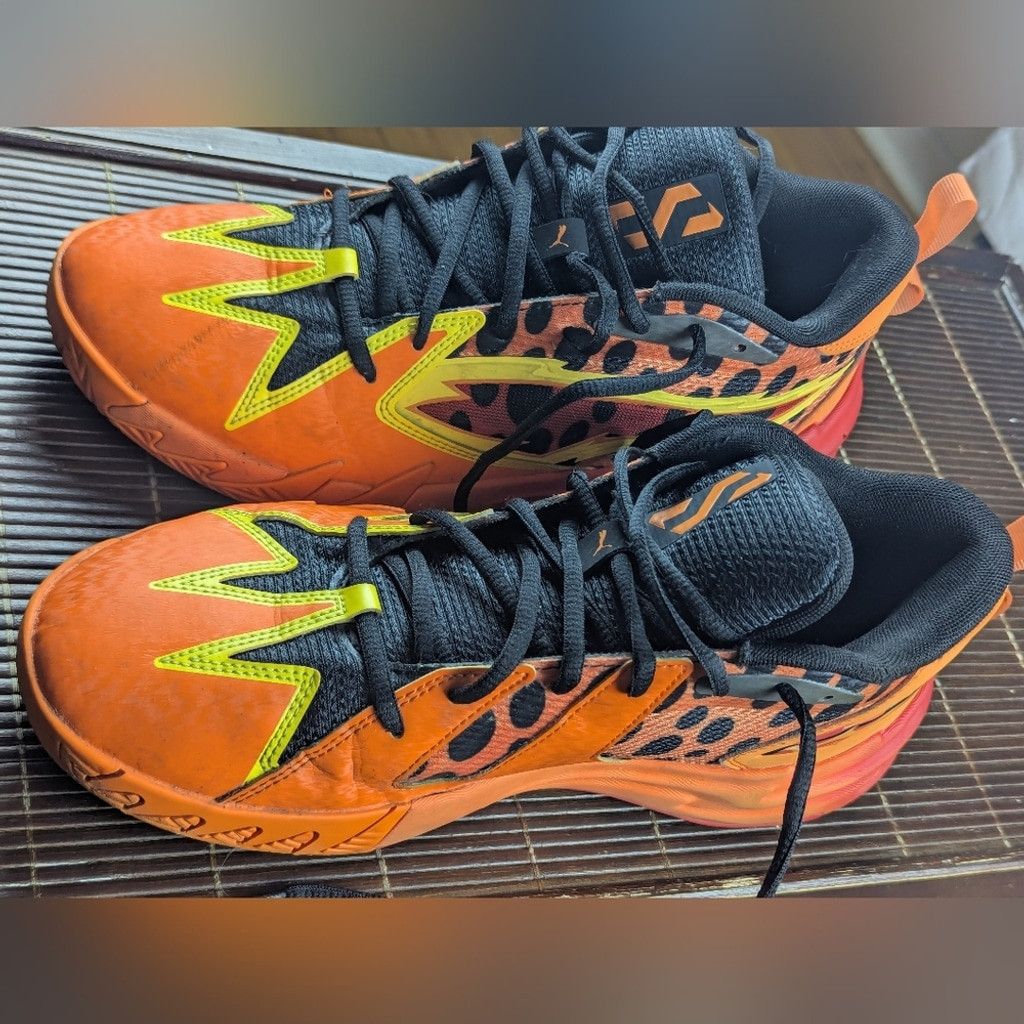 Puma Puma Flaming Hot Cheetos Basketball Shoes Size US 9 / EU 42 - 6 Thumbnail