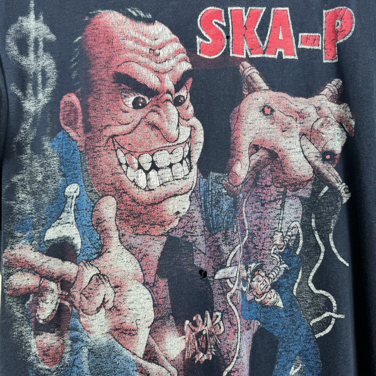 Band Tees Vintage 90s Ska-P ‘El Vals del Obrero’ Thrashed Euro T Shirt Size US XL / EU 56 / 4 - 4 Thumbnail