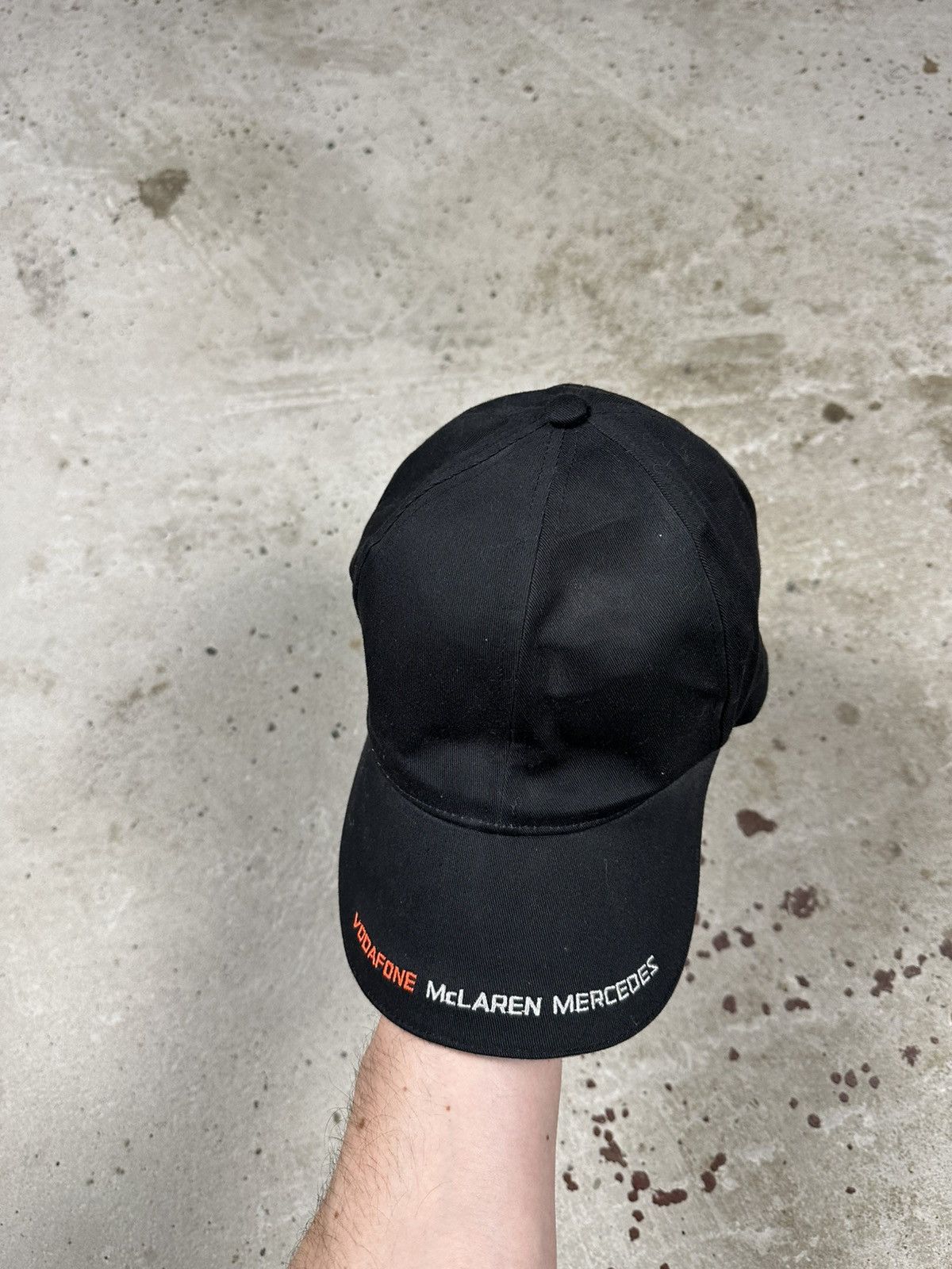 Mercedes-Benz Vintage Y2K Lewis Hamilton F1 McLaren Mercedes Hat Cap Size ONE SIZE - 4 Thumbnail