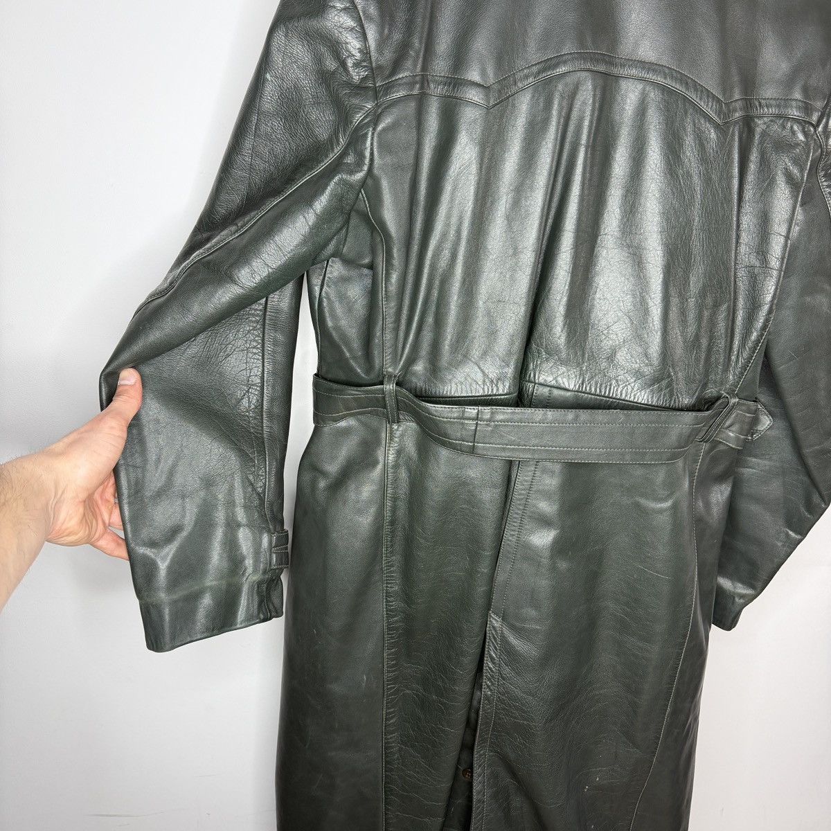 Genuine Leather Vintage 1980s very rare heavy belted leather coat 80s Size US M / EU 48-50 / 2 - 11 Thumbnail