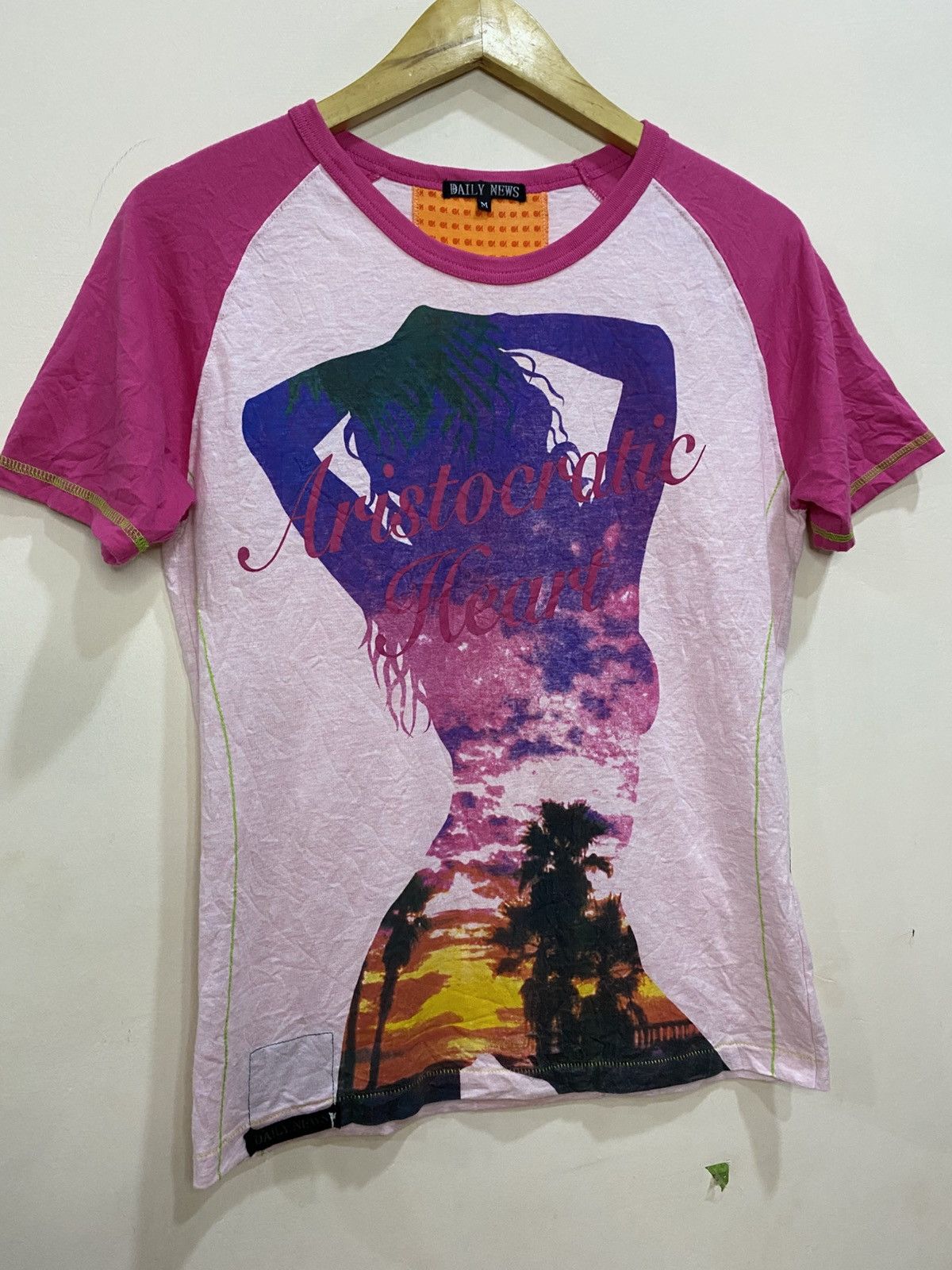 Hysteric Glamour Daily News T-Shirt Hysteric Glamour Style Size M / US 6-8 / IT 42-44 - 2 Thumbnail