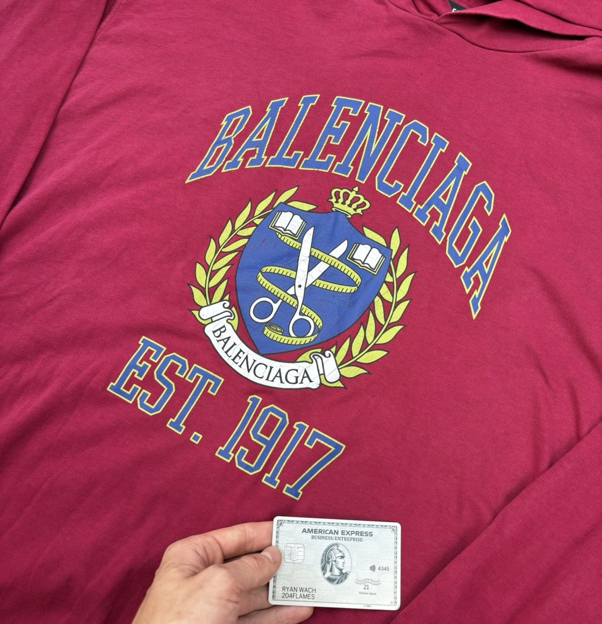 Balenciaga Balenciaga Red College Logo Thin Hoodie Size US L / EU 52-54 / 3 - 2 Thumbnail