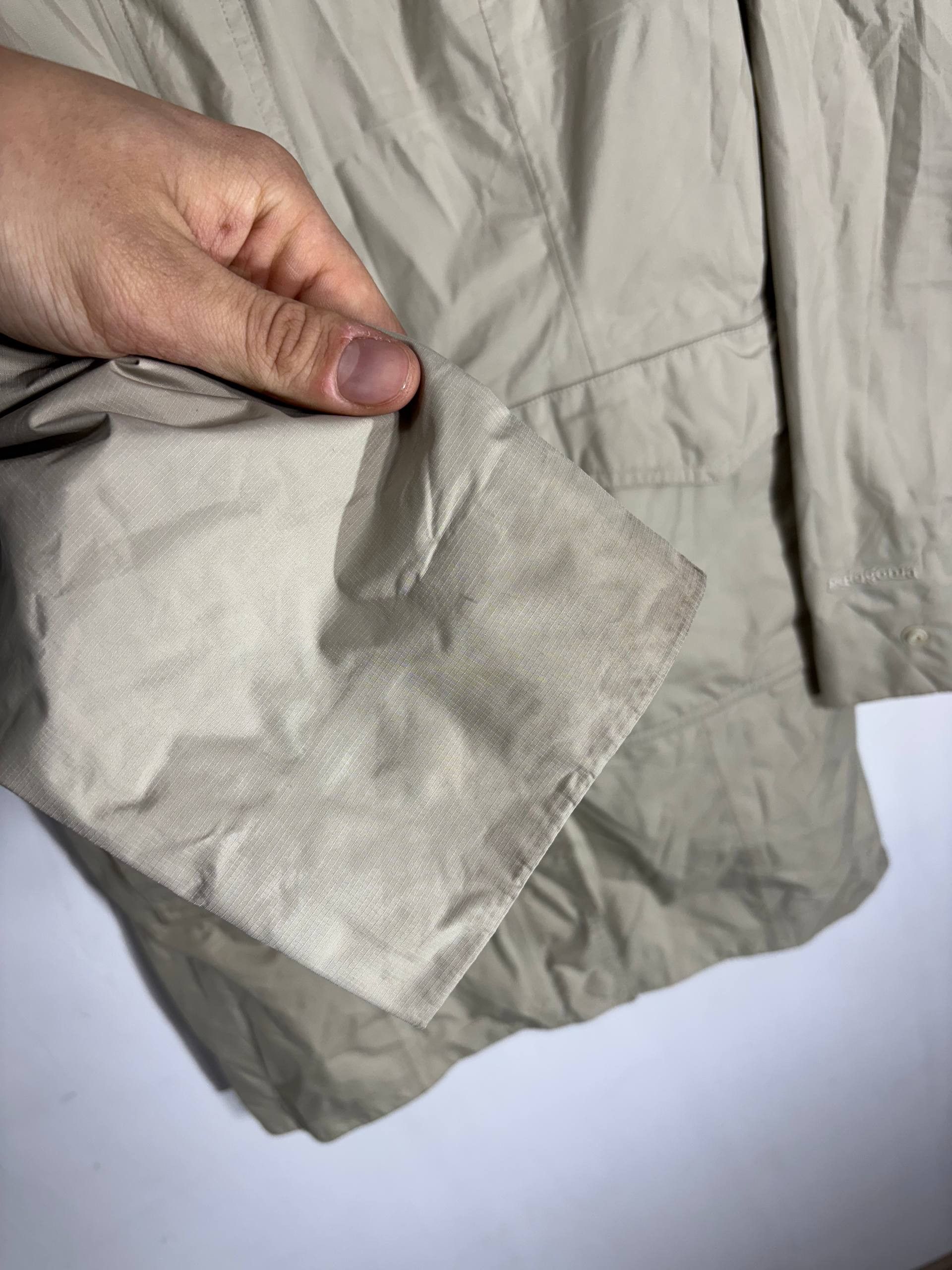 Patagonia Patagonia Trench Parka Rain Shell Jacket Waterproof Khaki S Size S / US 4 / IT 40 - 4 Thumbnail