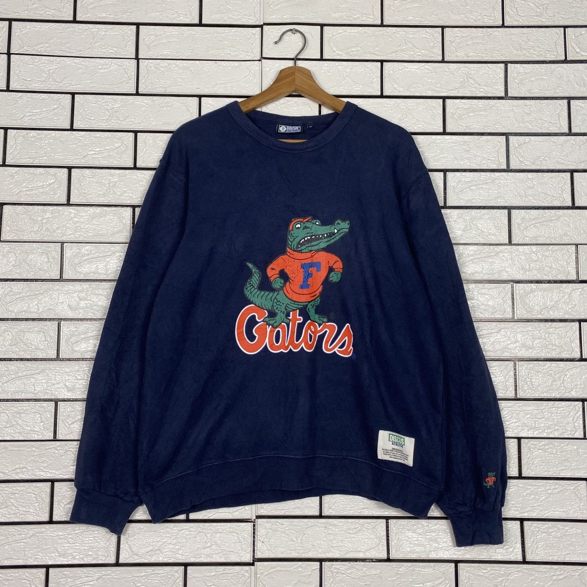 Japanese Brand 📌Vintage Sweatshirt Crewneck Discuss Athletic Big Logo Size US M / EU 48-50 / 2 - 2 Thumbnail