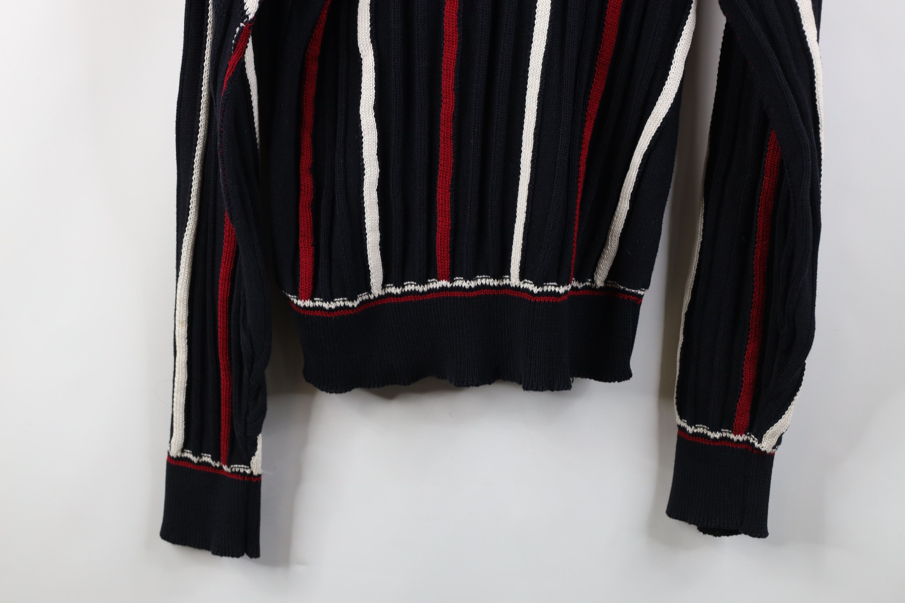 Vintage Vintage 90s Burberry Golf Knit Dapper V-Neck Sweater USA Size US L / EU 52-54 / 3 - 13 Thumbnail