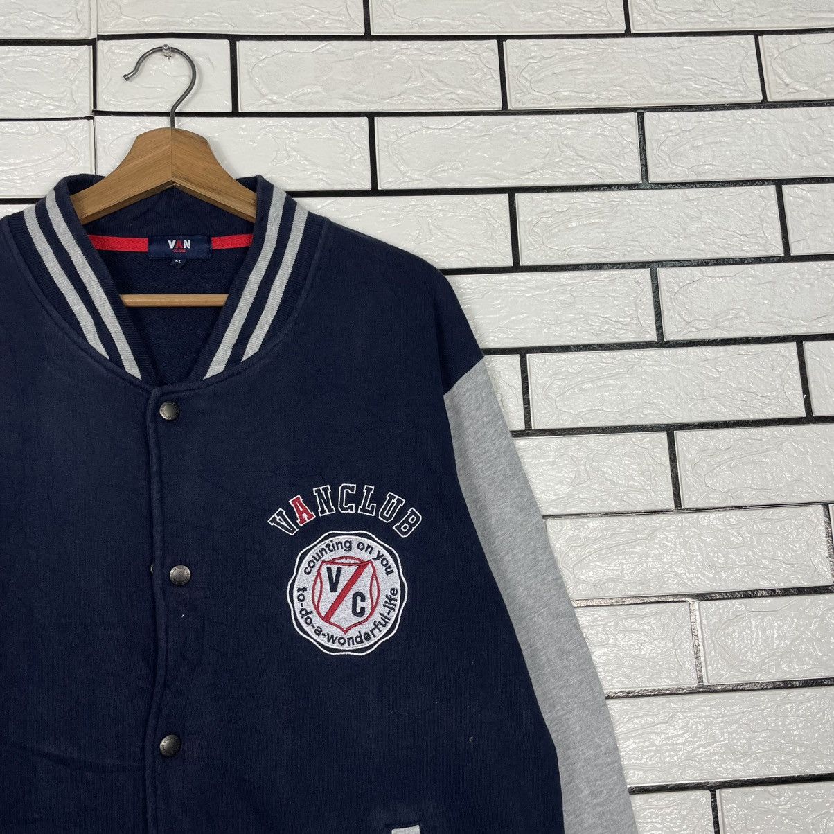Japanese Brand Van Club Big Logo Varsity Sweater Jacket Size US L / EU 52-54 / 3 - 5 Thumbnail