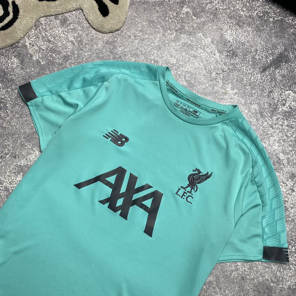 New Balance Men’s New Balance Liverpool Big Logo Training soccer jersey Size US L / EU 52-54 / 3 - 2 Thumbnail