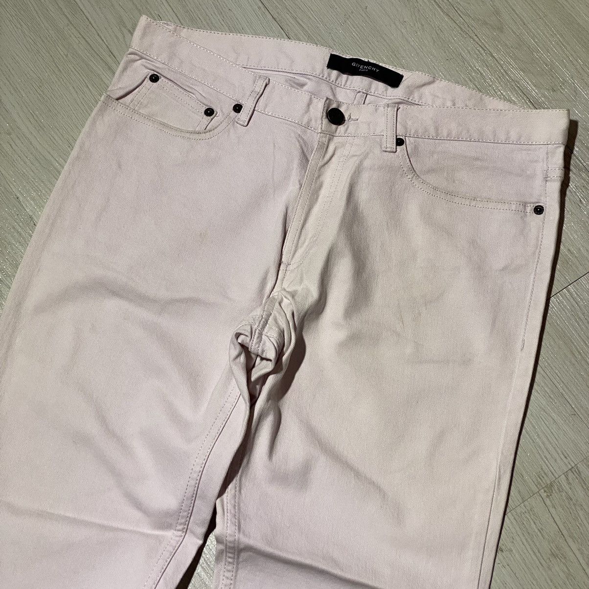 Designer × Givenchy Givenchy Light Pink Slim Jeans Size US 33 - 3 Thumbnail