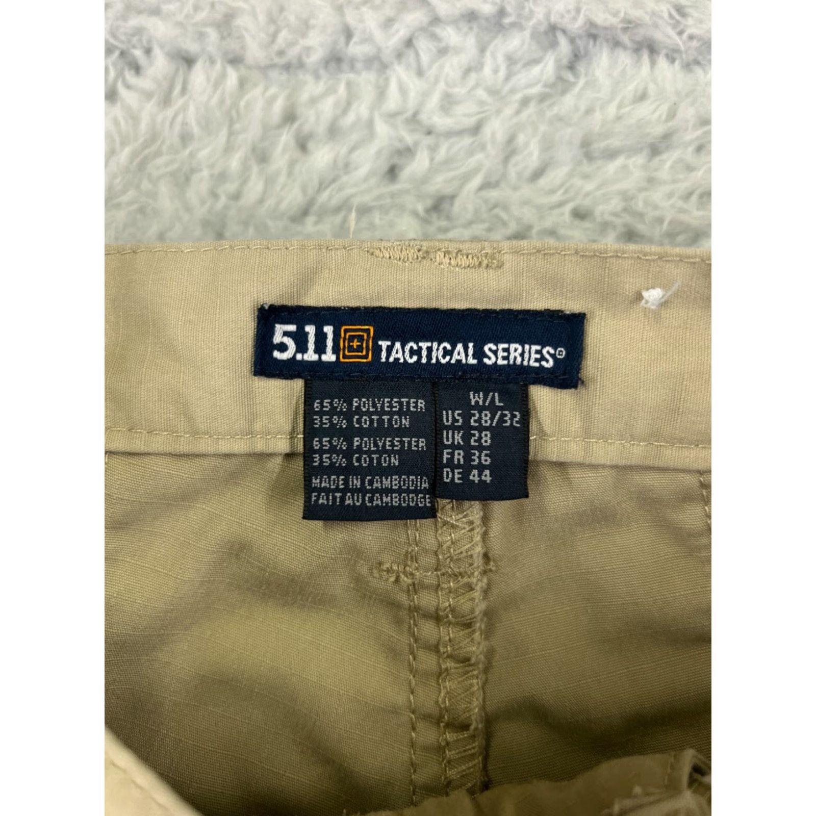 Vintage 5.11 Tactical Pants Mens 28 Beige Khaki Cargo Rip Stop TAC-143 First Responder Cargo Pants Mens 28 Beige Wide 5.11 Tactical Size US 28 / EU 44 - 6 Thumbnail