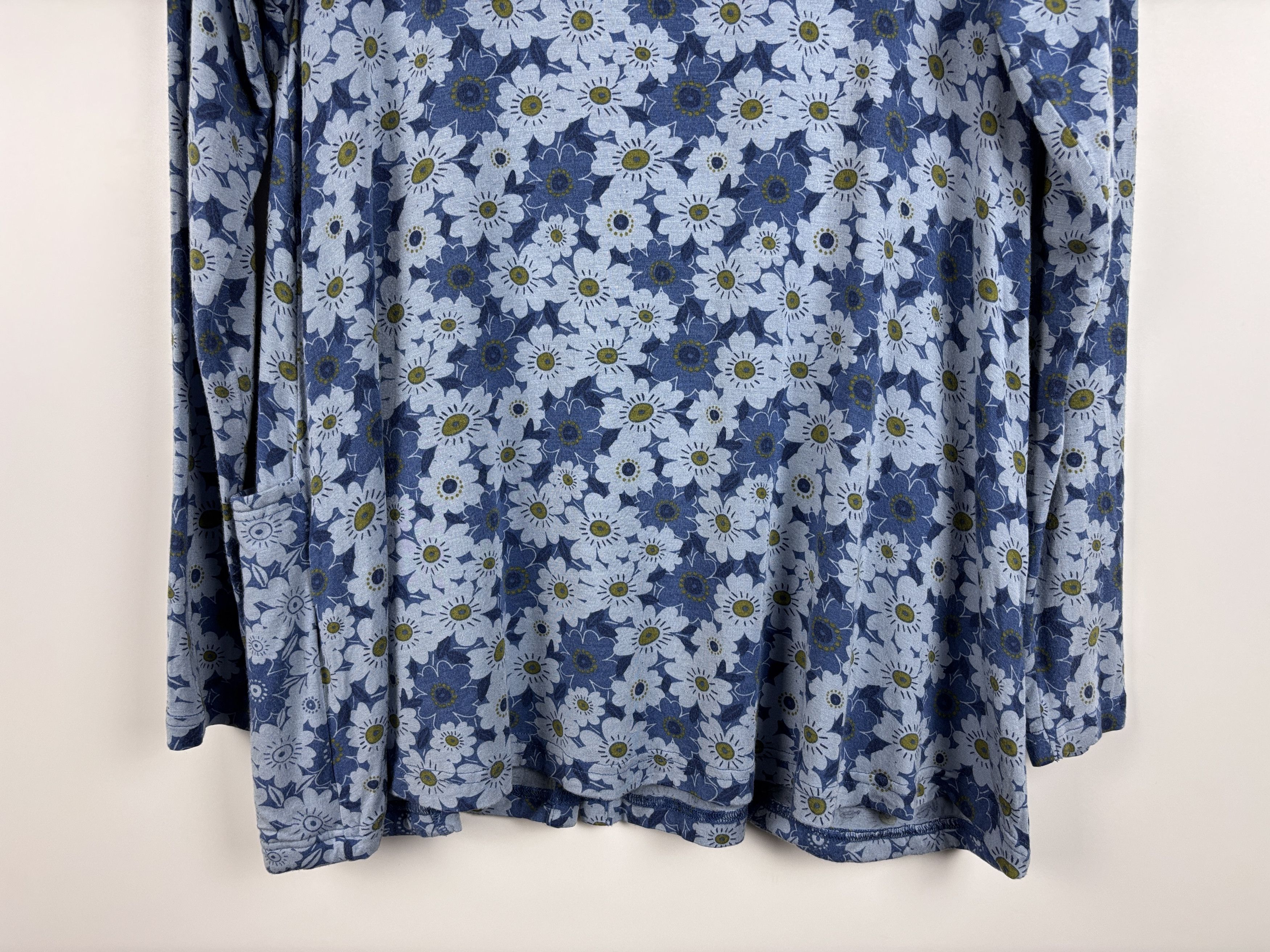 Gudrun Sjoden Womens Gudrun Sjoden Floral Cardigan Micromodal Blue Size S Size S / US 4 / IT 40 - 7 Thumbnail