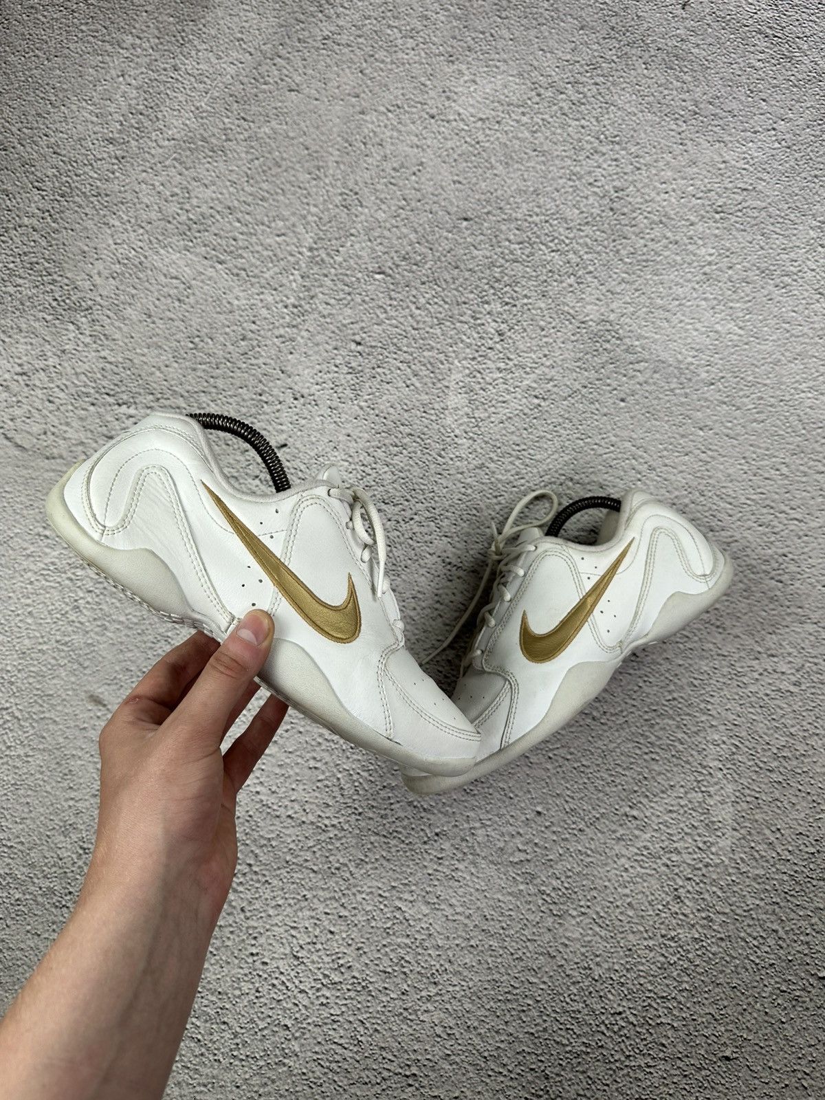 Nike Vintage Nike Sportswear Leather Sneakers Y2K Hype Style Size US 8.5 / EU 41-42 - 1 Thumbnail