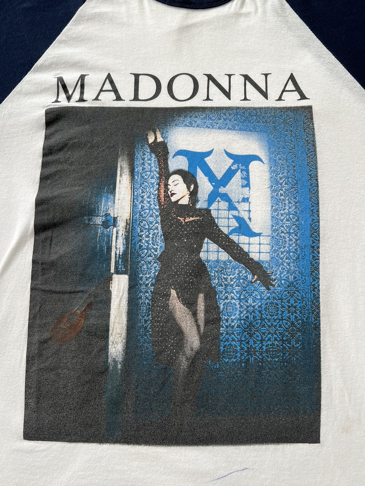 Band Tees Vintage 2000s Madonna Pop Rock Music Long Sleeve T-shirt Size US XL / EU 56 / 4 - 4 Thumbnail