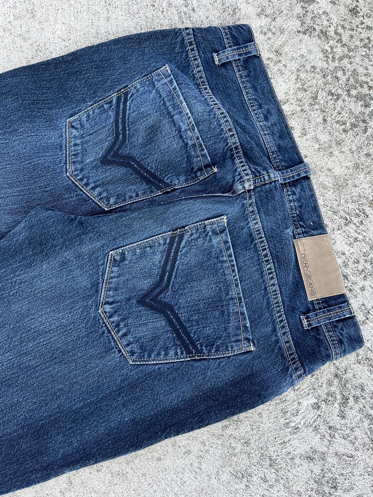 DKNY × JNCO × Vintage Vintage Y2K DKNY Soho Relaxed Baggy Jeans Size US 34 / EU 50 - 10 Thumbnail