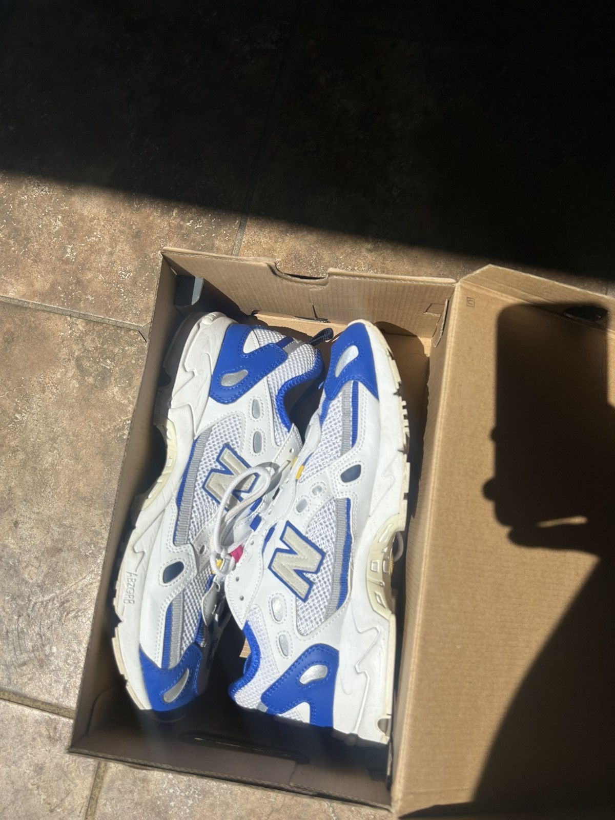New Balance New balance 827 white/cobalt blue Size US 11 / EU 44 - 8 Thumbnail