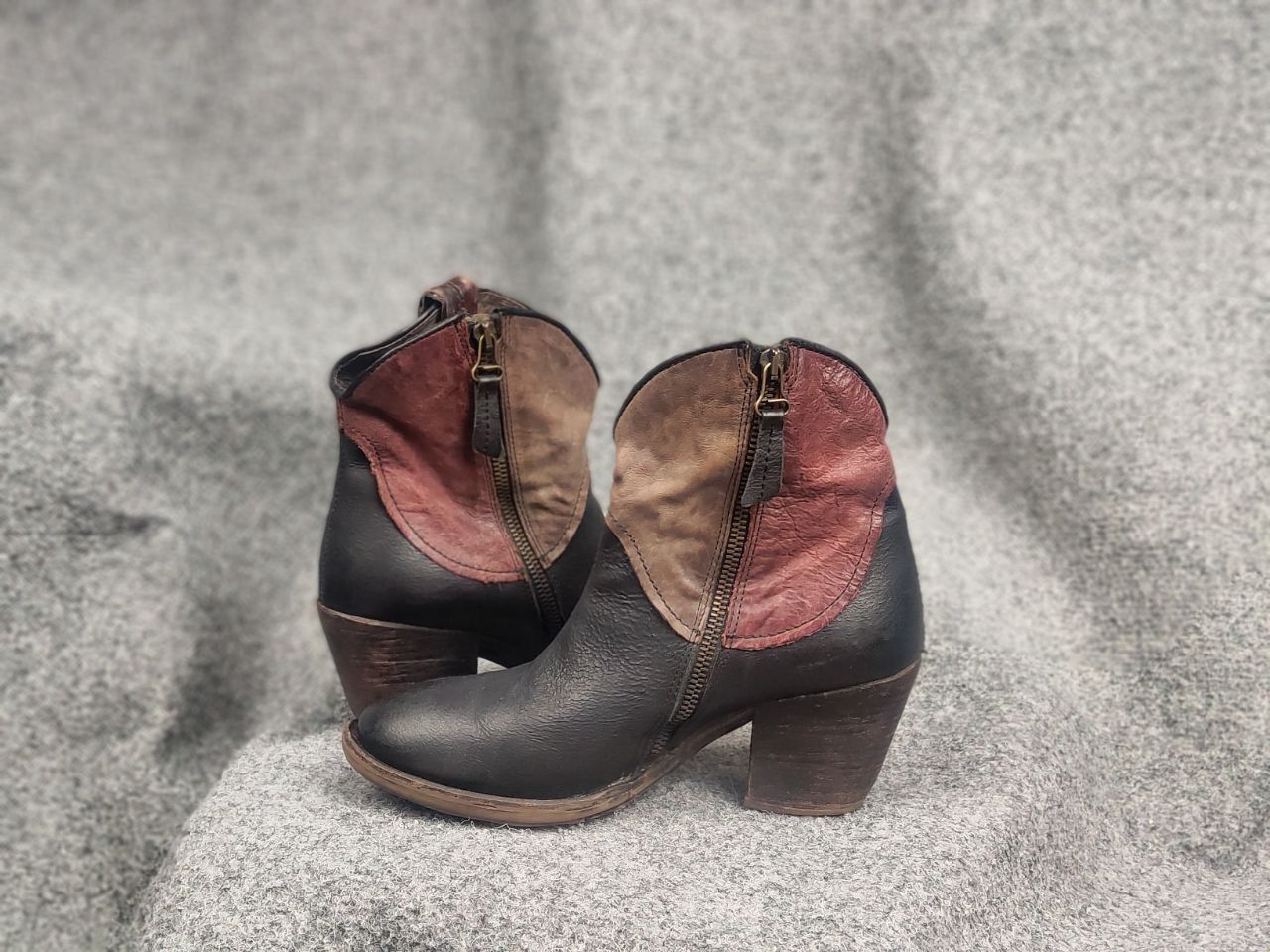 A.S.98 A.S.98 Vintage Boho AirStep Leather Ankle Heel Zip Boots Size US 9 / IT 39 - 13 Thumbnail