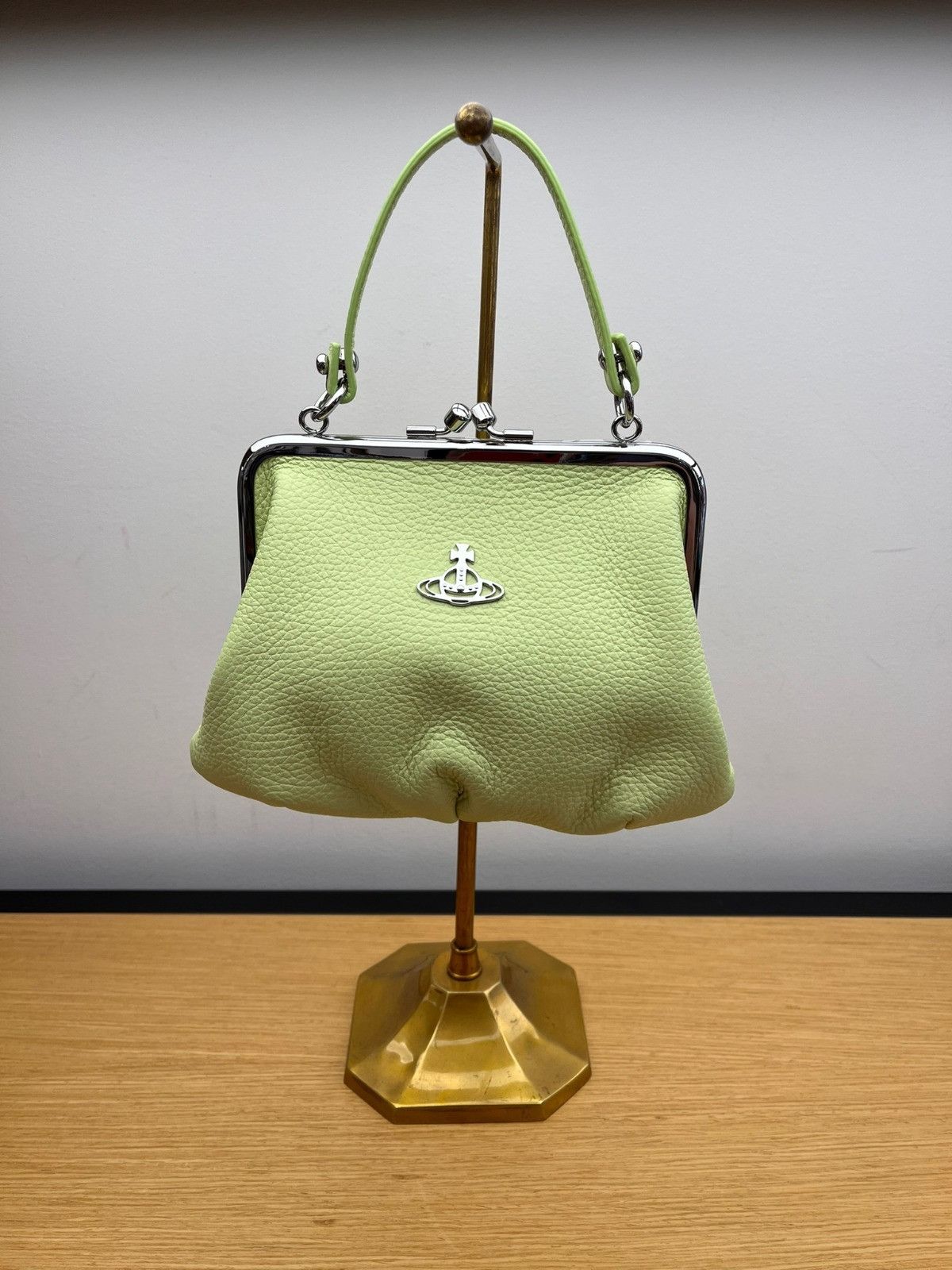Vivienne Westwood o1f1d3z0625 Size: OS / Granny Bag in Acid Size ONE SIZE - 1 Preview
