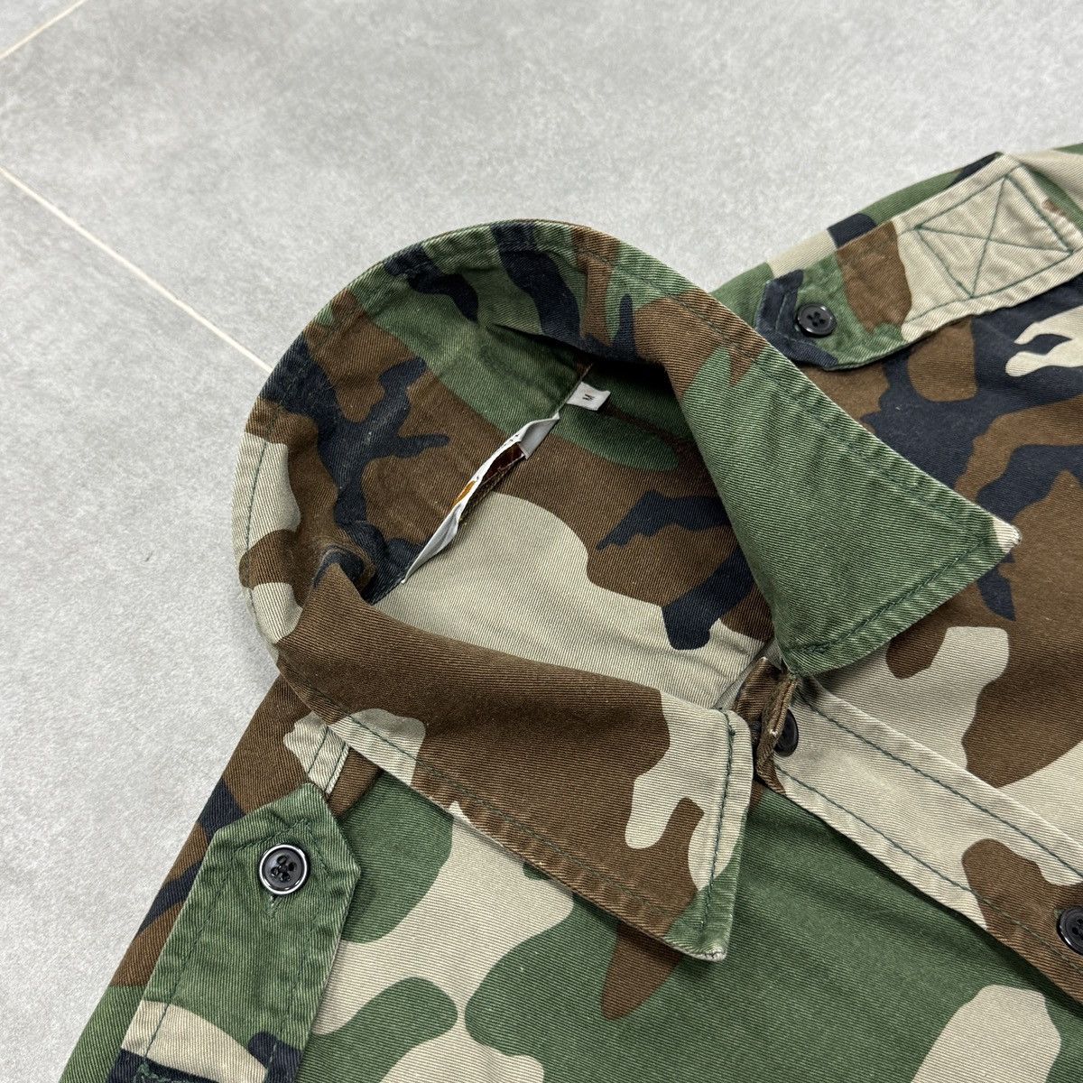 Carhartt Wip Carhartt WIP L/S Military Shirt Button Camouflage Men Size M Size US M / EU 48-50 / 2 - 12 Thumbnail